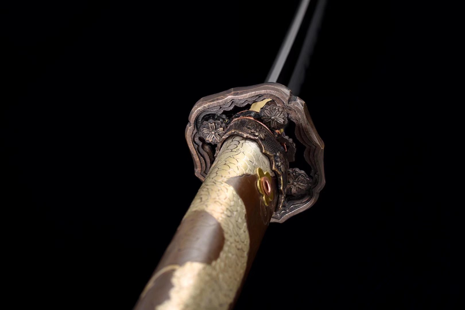 Tachi | Damascus Real hamon | Copper Gilded Glided silver Sheath Accessories Handle  | High performance | Battle-ready | Full-tang - Spartan Blades Club - 陳氏劍莊1892