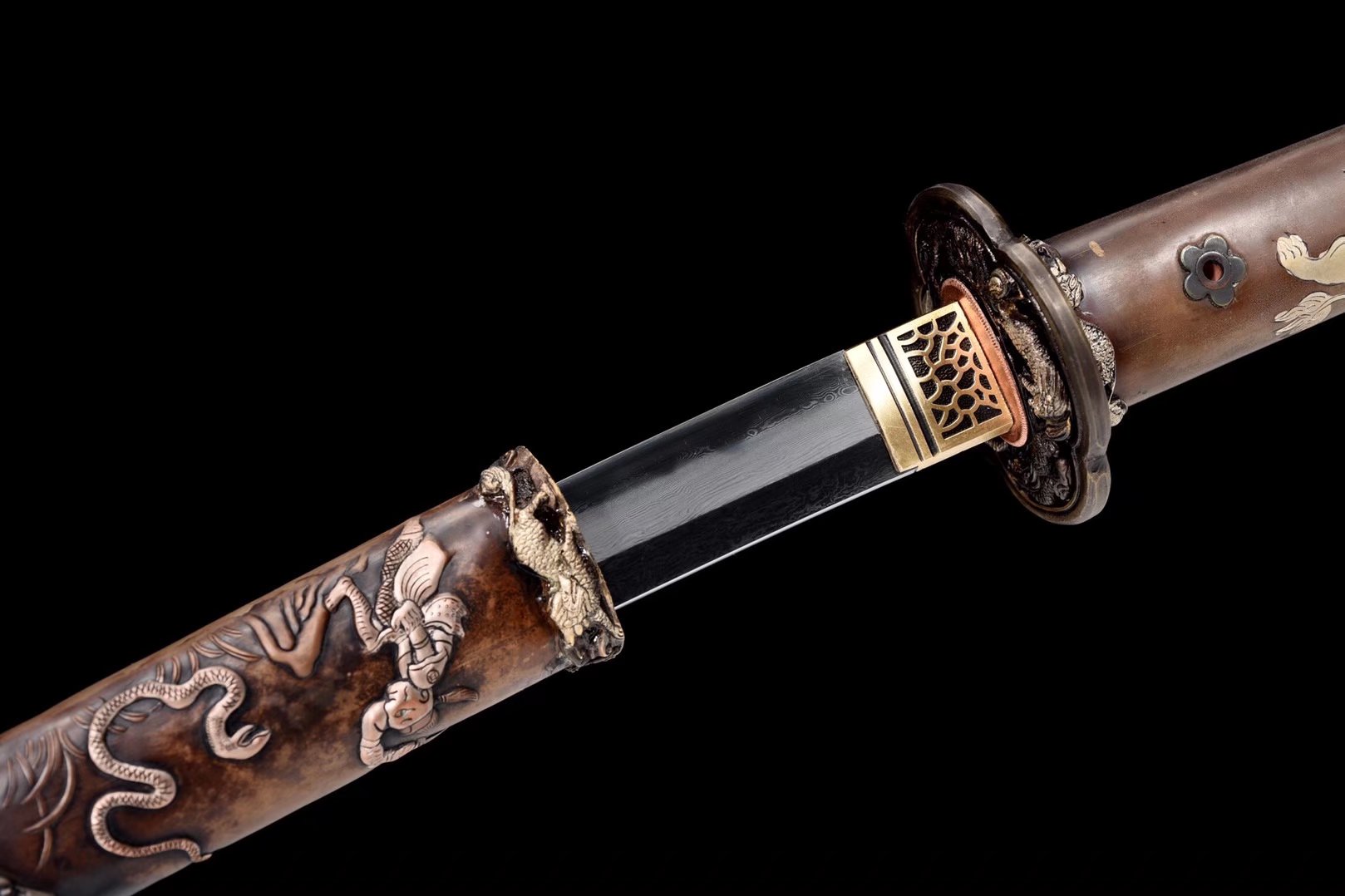 Tachi | Damascus Steel  Clay-tempered  | Tiger |  Hand sharpened | Real hamon | Copper Gilded Glided silver Accessories Sheath Handle | High performance | Battle-ready | Full-tang - Spartan Blades Club - 陳氏劍莊1892