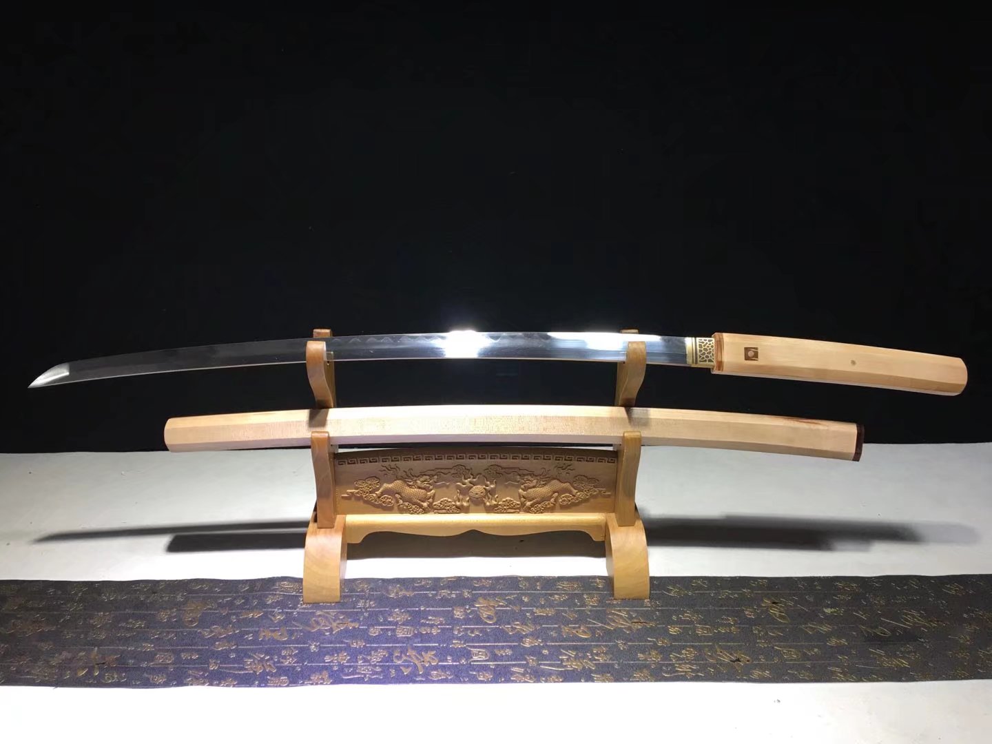 Shirasaya | Damascus Clay tempered | Copper Accessories | Wooden Sheath | Hand forged sharpened | High performance | Razor sharp | Battle-ready | Full-tang - Spartan Blades Club - 陳氏劍莊1892