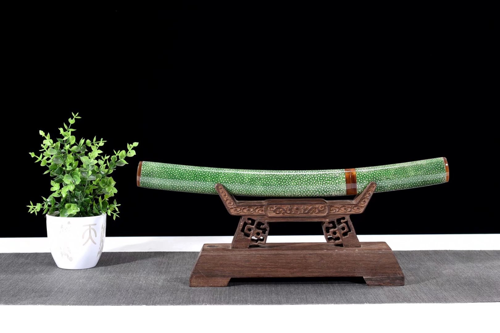 Tanto | T10 Steel Clay tempered | Copper Accessories | Ray-skin Sheath | Ray-skin Handle | Hand forged sharpened | High performance | Razor sharp | Battle-ready | Full-tang - Spartan Blades Club - 陳氏劍莊1892