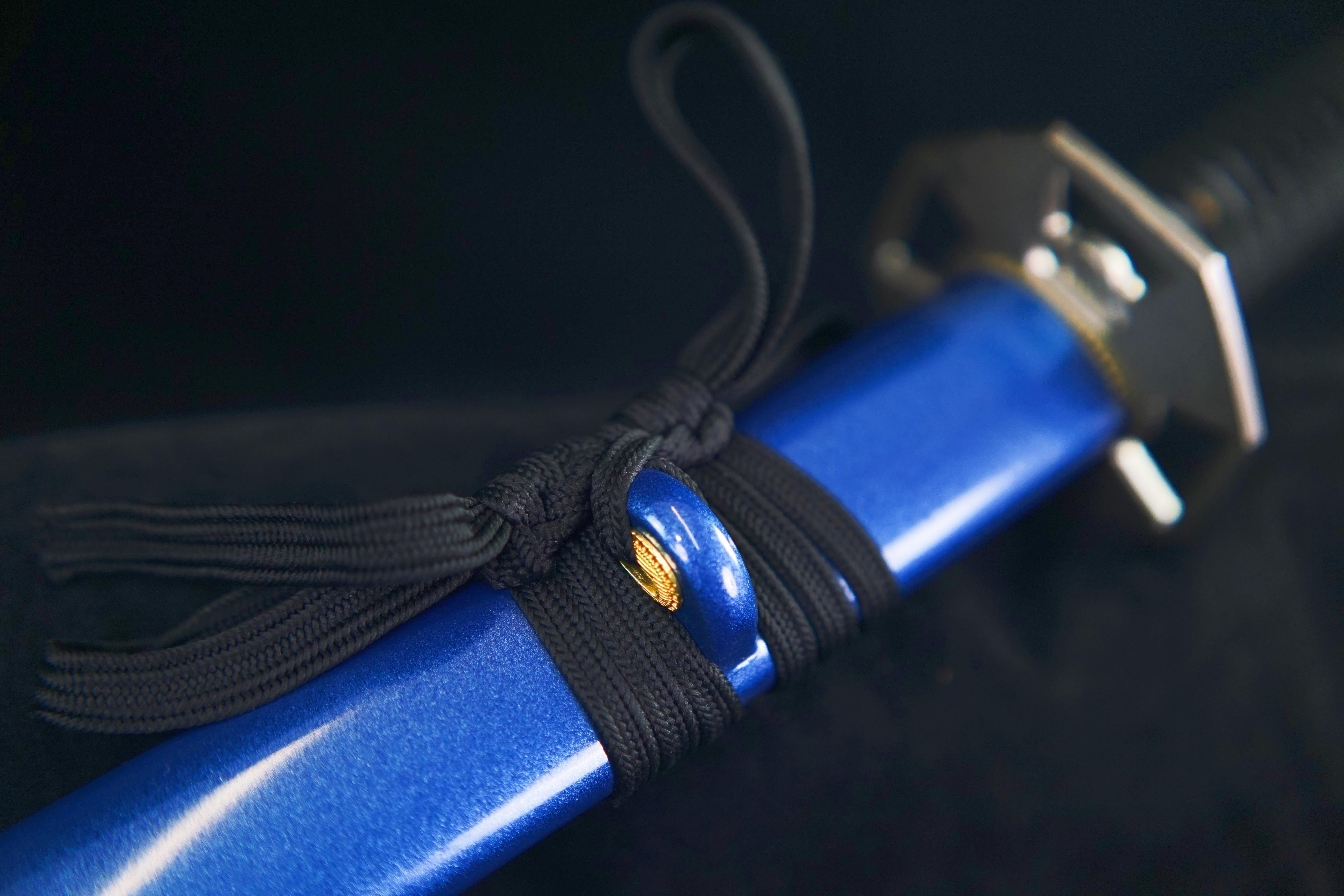 TK04-Azure Enchantress(蓝色妖姬) Katana - T10 Steel - Clay tempered | Hand forged sharpened | Wooden Lacquer Saya | Iron Fittings | Full-tang | Battle-ready | Razor sharp | High performance - Spartan Blades Club - 陳氏劍莊1892