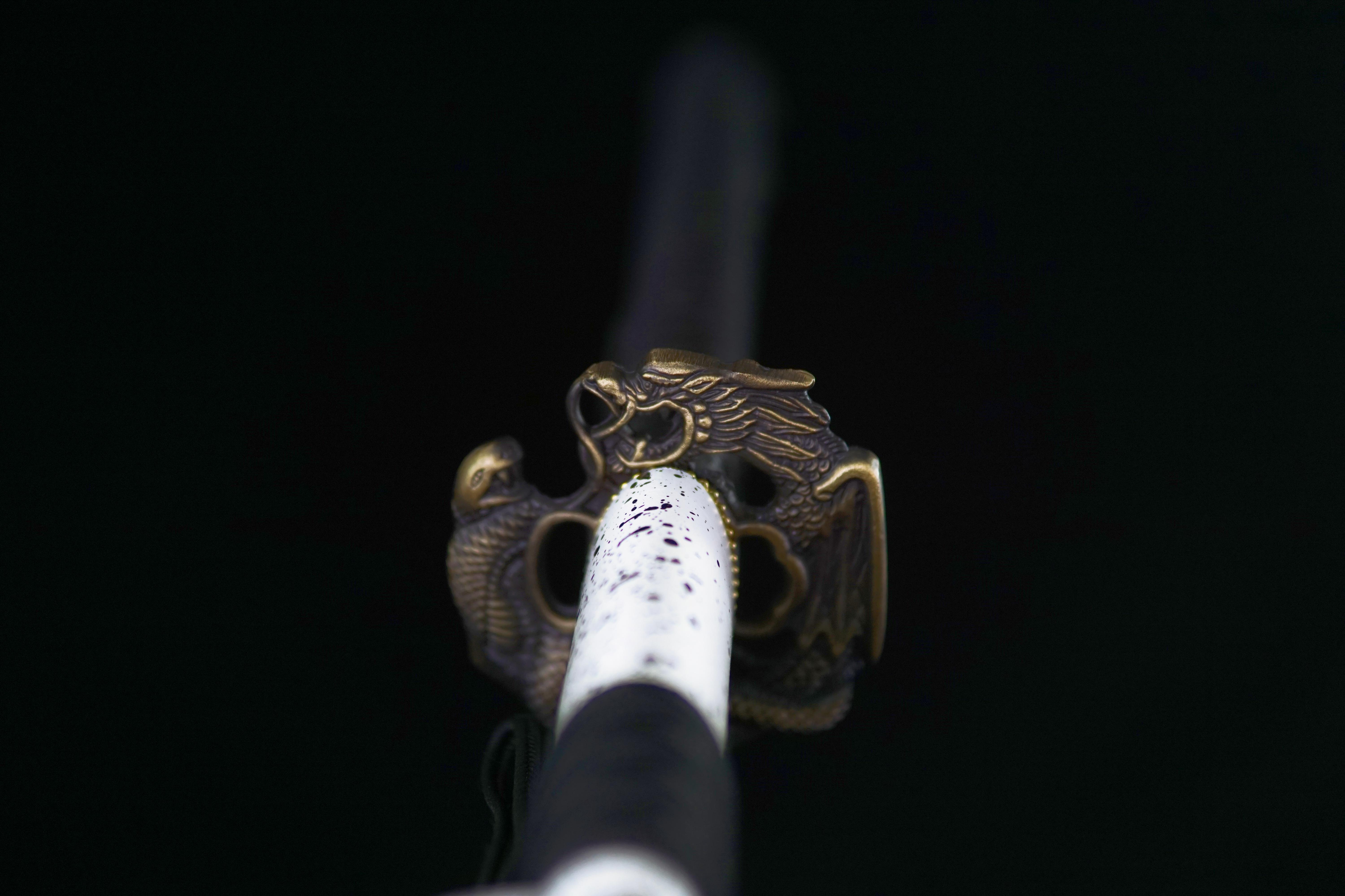 TK08-Dragon Roar （龙啸天）Katana | T10 Steel - Clay tempered - Dragon Tsuba - Hand forged sharpened | Wooden Lacquer Sheath | Copper Accessories | Full-tang | Battle-ready | Razor sharp | High performance - Spartan Blades Club - 陳氏劍莊1892