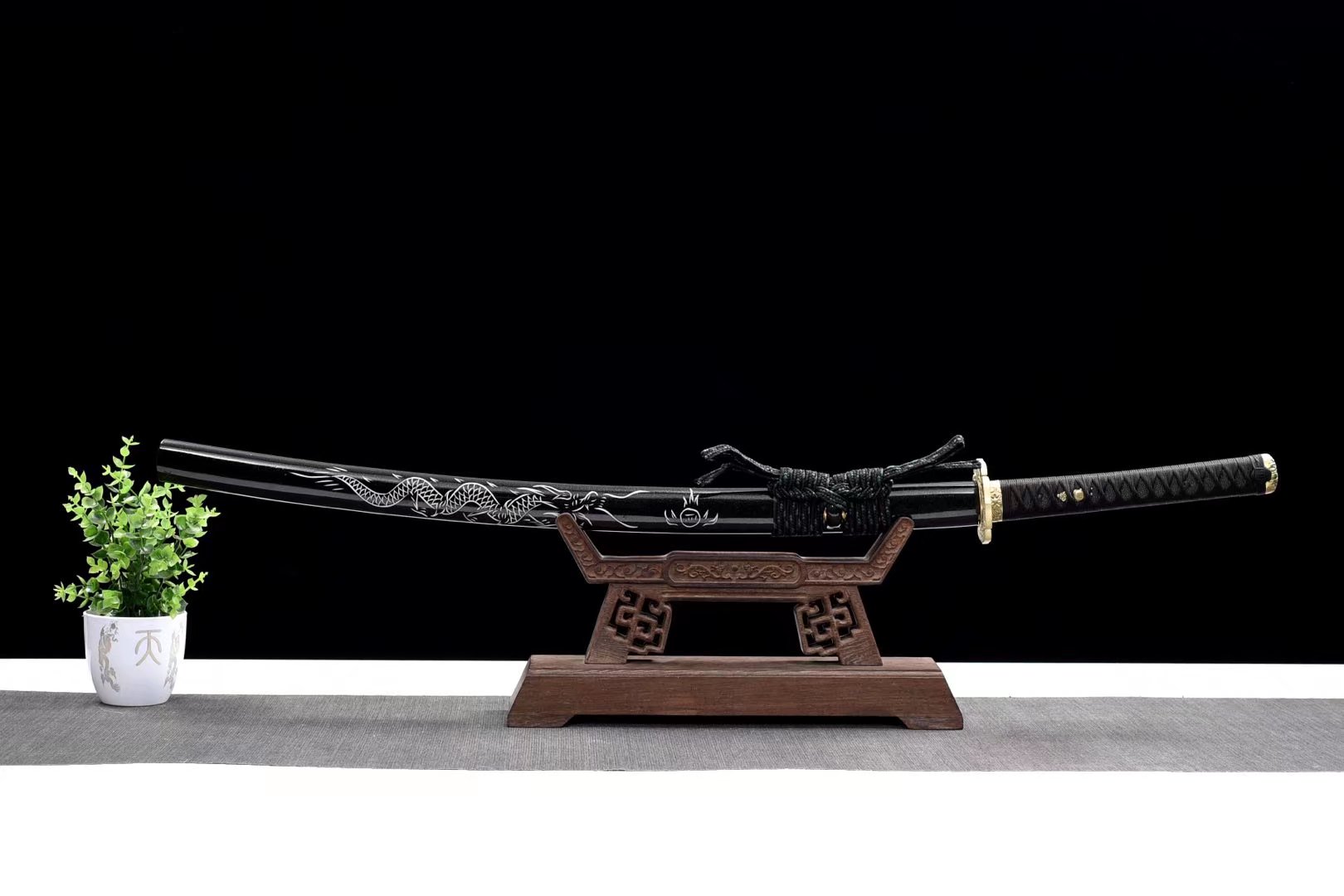 Katana | High manganese steel | Hand forged | Copper Accessories | Wooden Lacquer Sheath | Ray-skin Handle | High performance | Battle-ready |  Full-tang - Spartan Blades Club - 陳氏劍莊1892