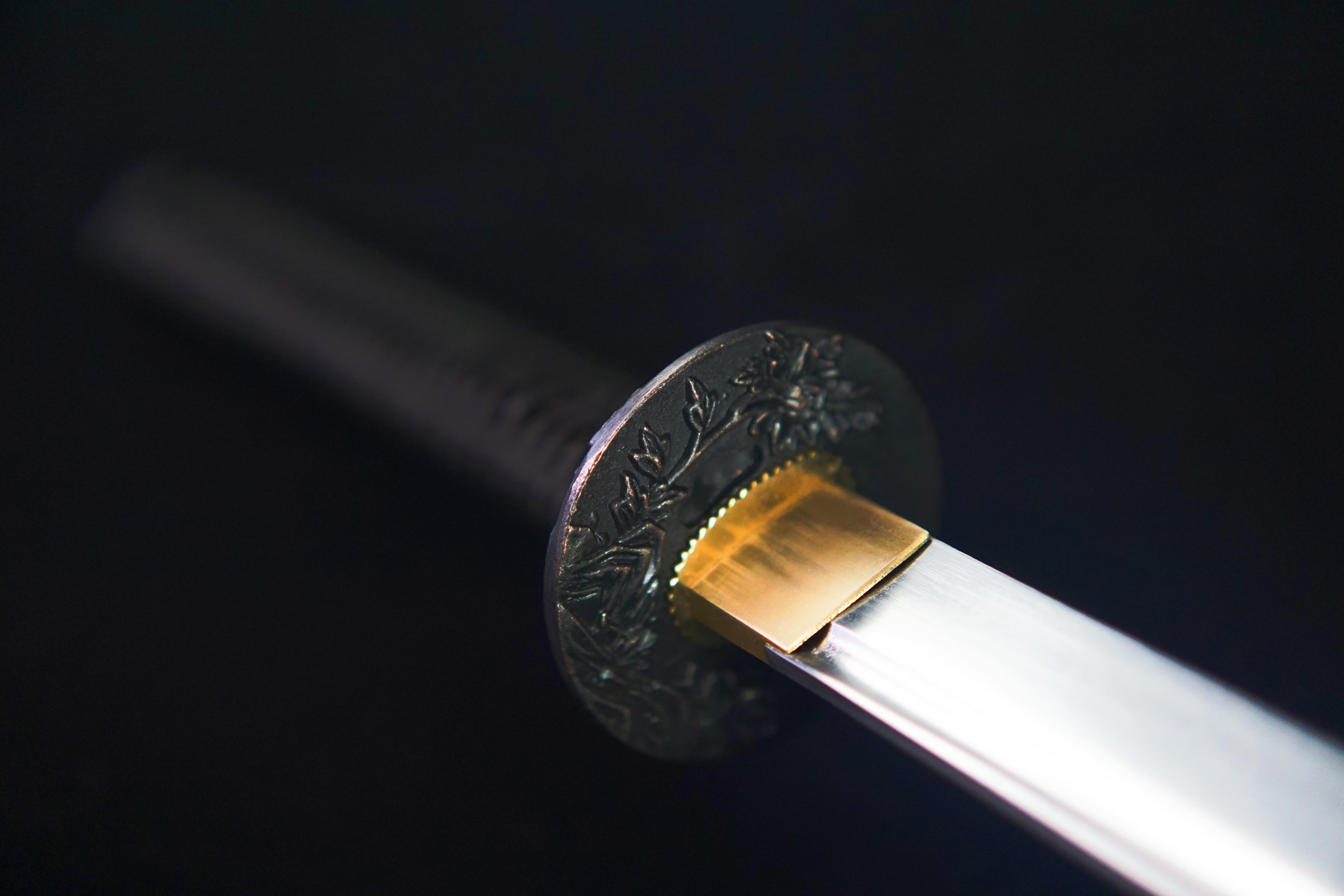 TK03 Heaven's Fury (天煞孤星) Katana | Spring steel | Hand forged sharpened | Wooden Lacquer Sheath | Iron Accessories | Full-tang | Battle-ready | Razor sharp | High performance - Spartan Blades Club - 陳氏劍莊1892