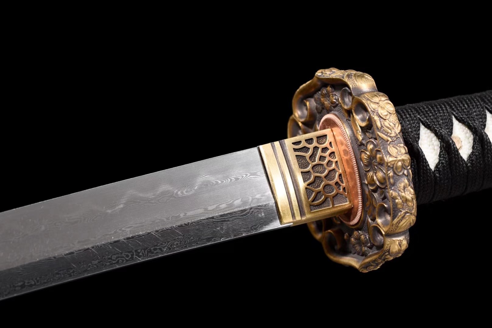 Tachi | Damascus Clay Tempered | Ebony Sheath| Copper Handle | Hand forged | Hand sharpened |  Ray-skin Handle | Battle-ready | Full-tang - Spartan Blades Club - 陳氏劍莊1892
