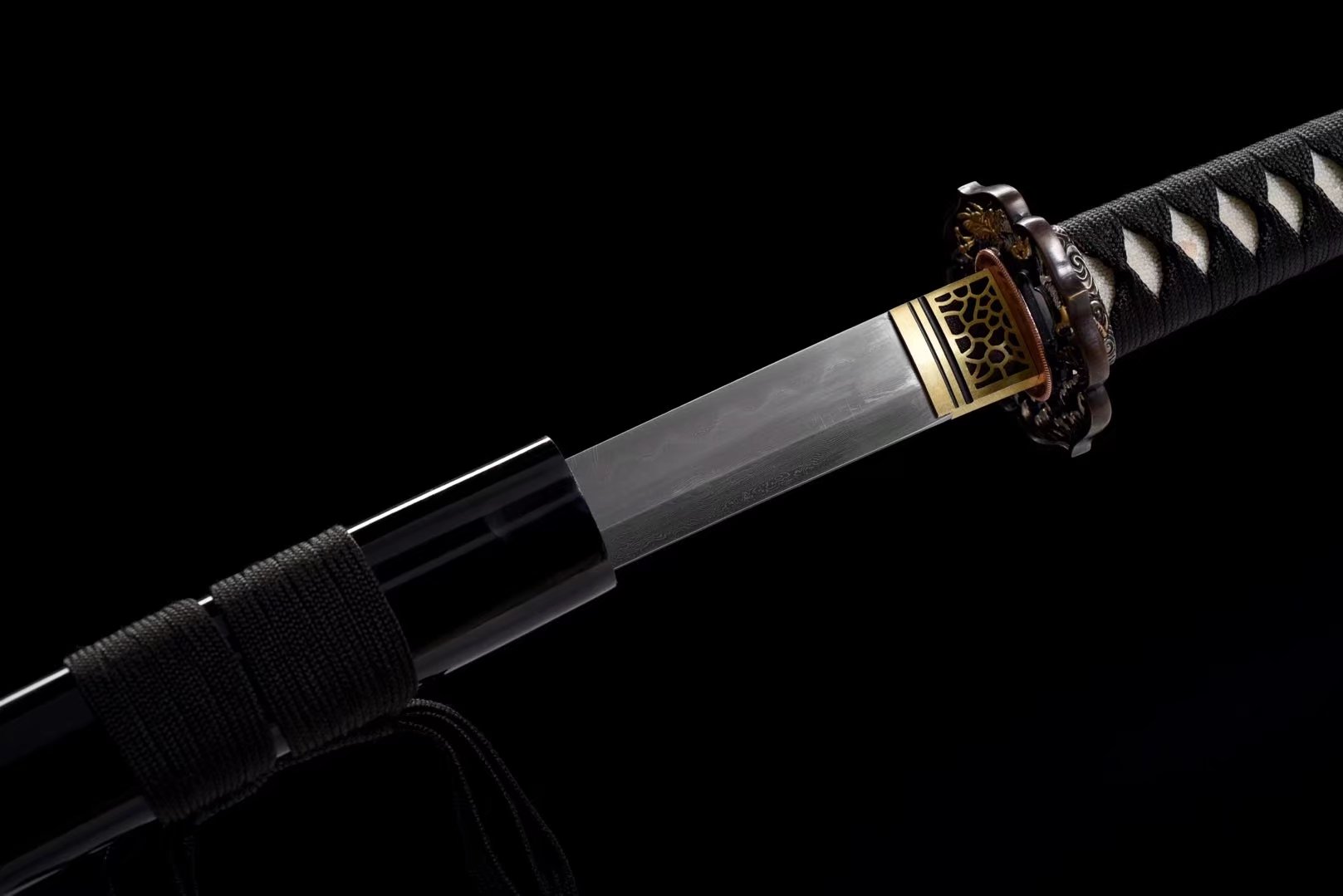 Katana | Hand forged | Damascus Clay tempered | Copper gilded glided silver | Lacquer sheath |  Real hamon |  Battle-ready | Full-tang - Spartan Blades Club - 陳氏劍莊1892