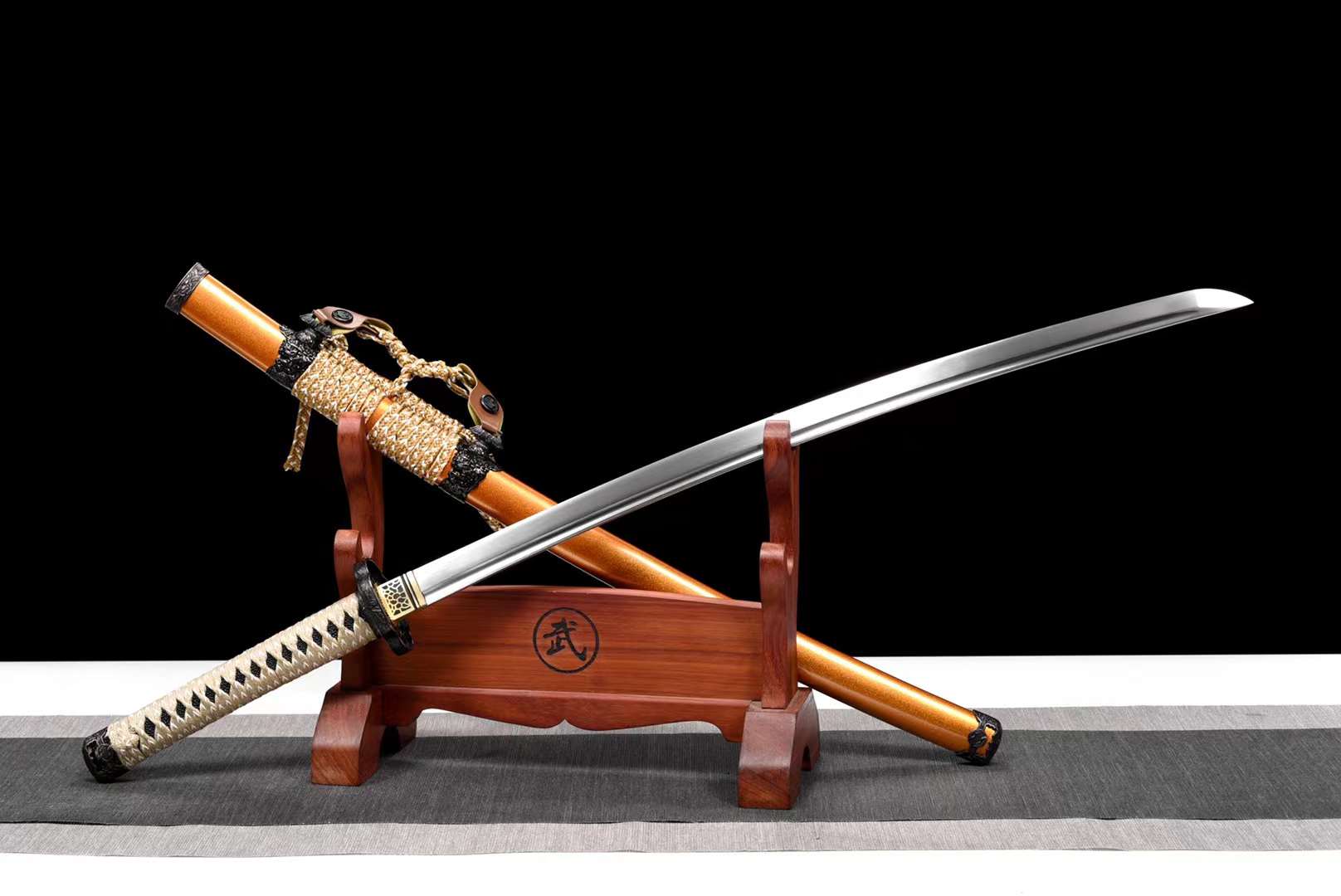 黄金の菊の剣 Golden Chrysanthemum Tachi Samurai Katana Sword Full-Tang - Spartan Blades Club - 陳氏劍莊1892