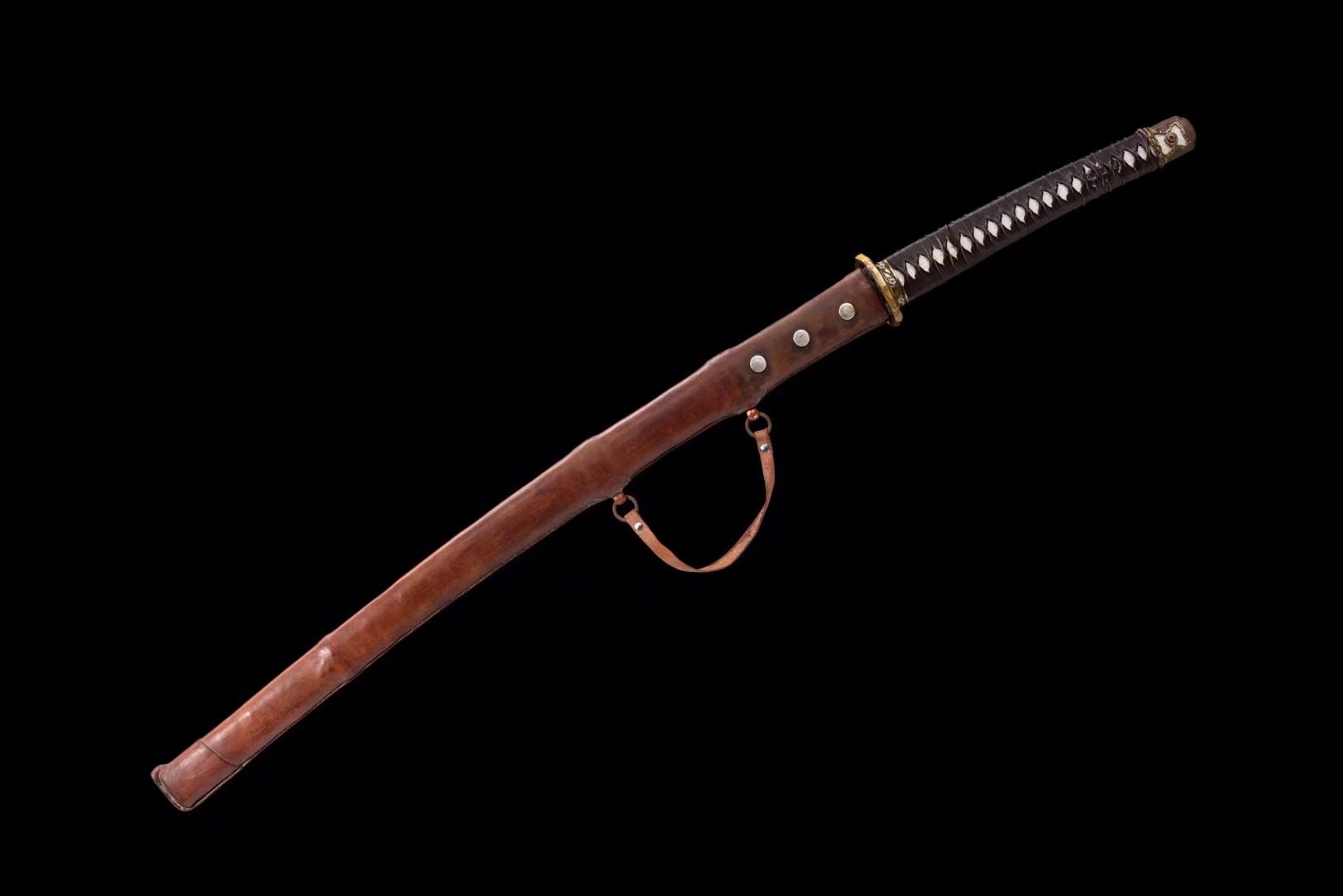 Tachi | Damascus Real hamon | Leather Sheath | Hollow out Copper Gilded Glided silver | Hand sharpened  | High performance | Razor sharp | Battle-ready | Full-tang - Spartan Blades Club - 陳氏劍莊1892