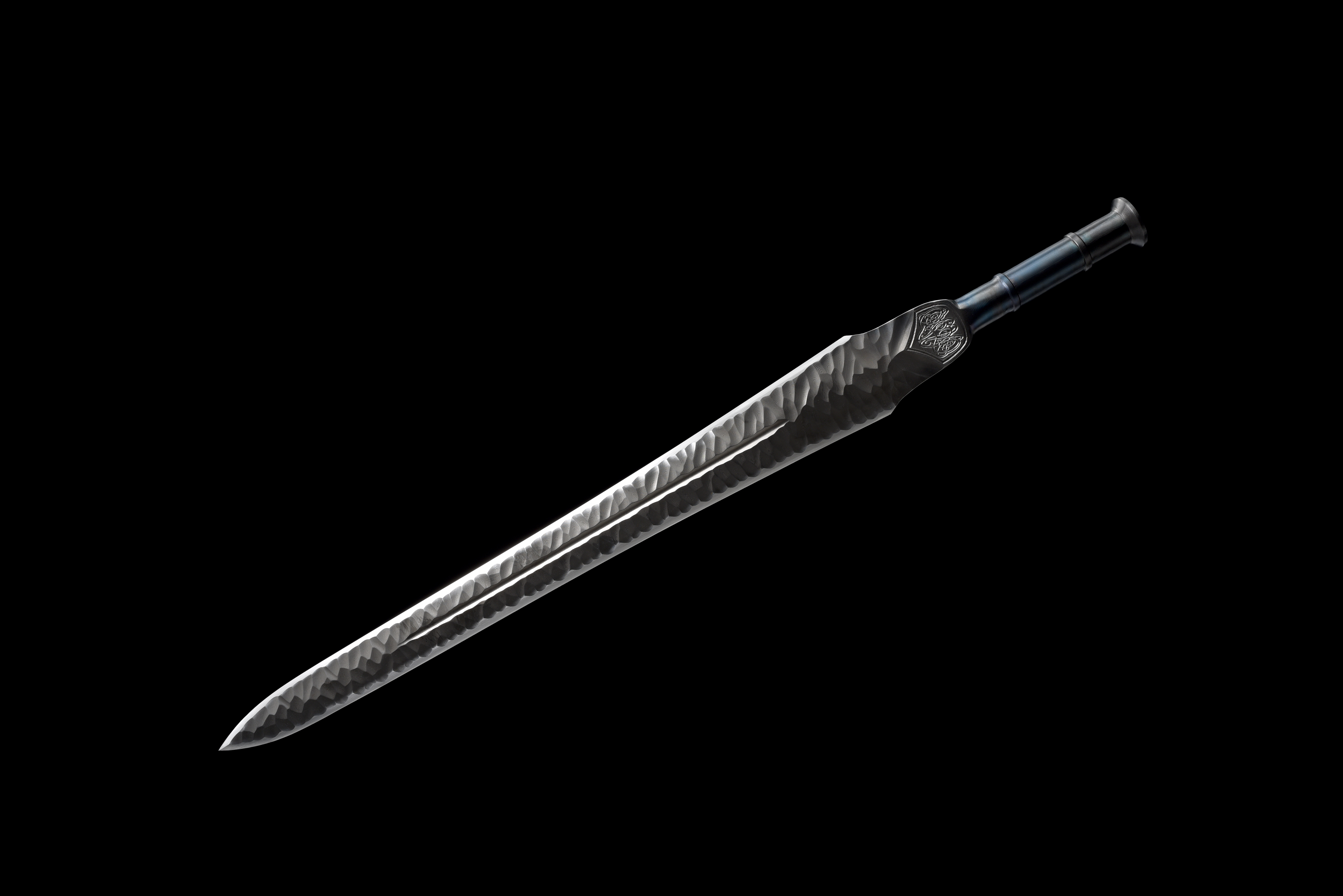 ROYAL BACKBONE | Damascus One-piece Sword | Ancient Forge Technique | Handcrafted - Spartan Blades Club - 陳氏劍莊1892