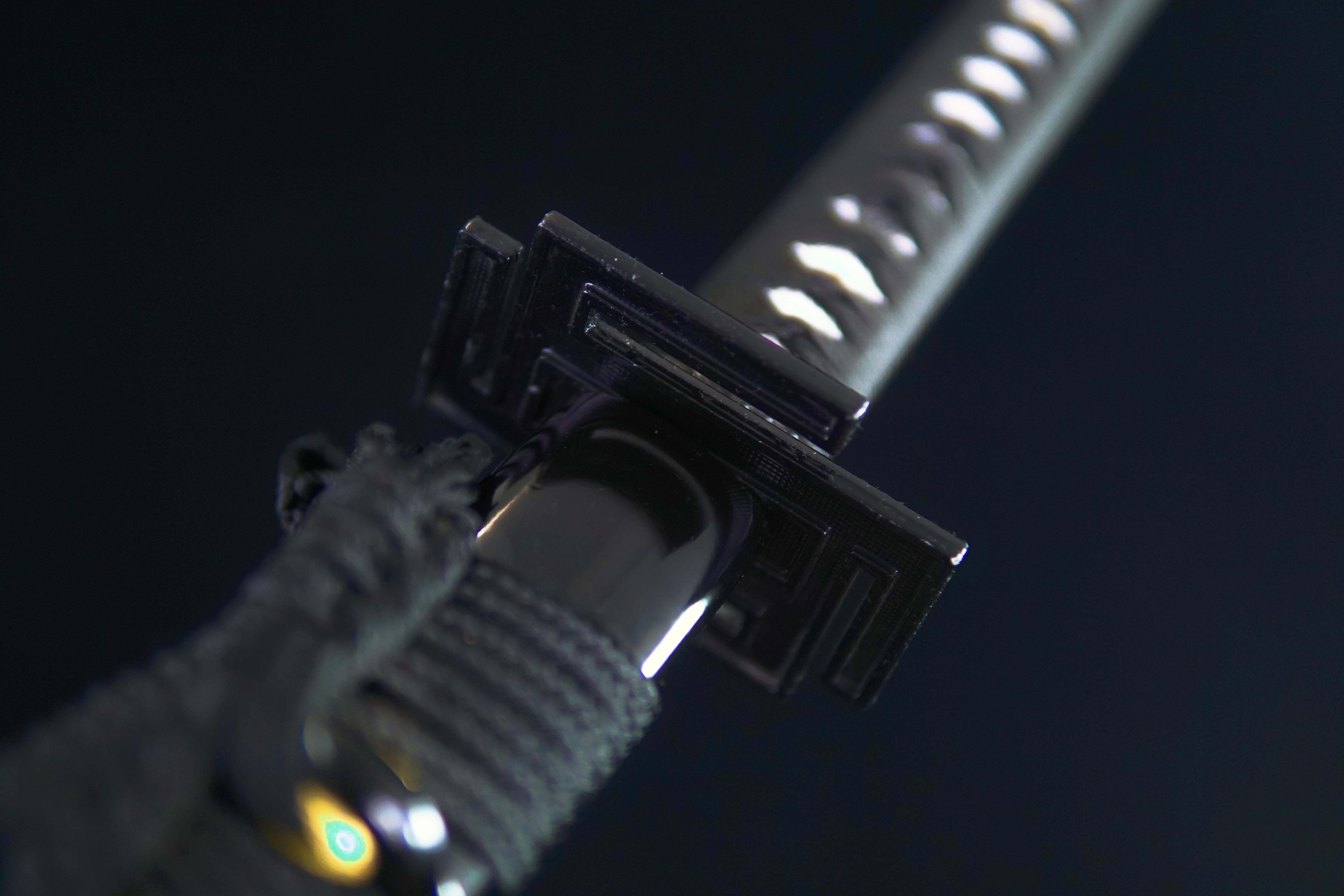 TK05-Sunset Bloodlust(血色夕阳) Katana - Damascus Steel | Hand forged sharpened | Wooden Lacquer Saya | Iron Fittings | Full-tang | Battle-ready | Razor sharp | High performance - Spartan Blades Club - 陳氏劍莊1892