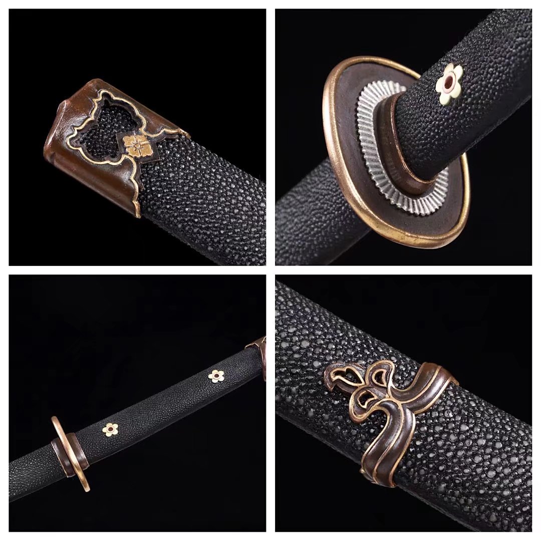 Tachi | Damascus Clay Tempered | Hand sharpened | Ray-skin Sheath | Ray-skin Handle | Copper Gilded Glided silver Accessories | High performance | Battle-ready | Full-tang - Spartan Blades Club - 陳氏劍莊1892