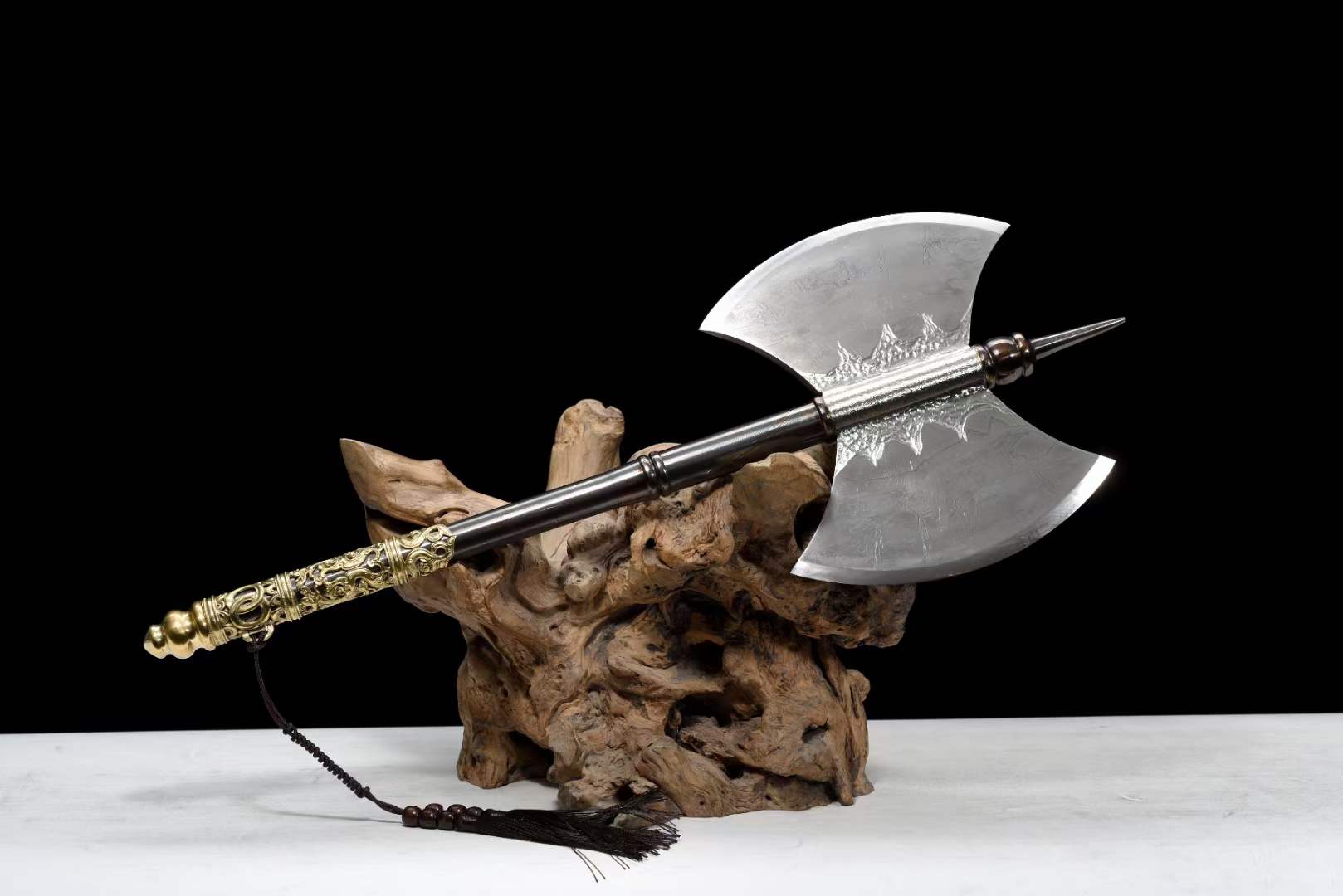 Butterfly Axe | Integrated forged | Damascus Steel | High Performance Hardness | Battle Ready - Spartan Blades Club - 陳氏劍莊1892