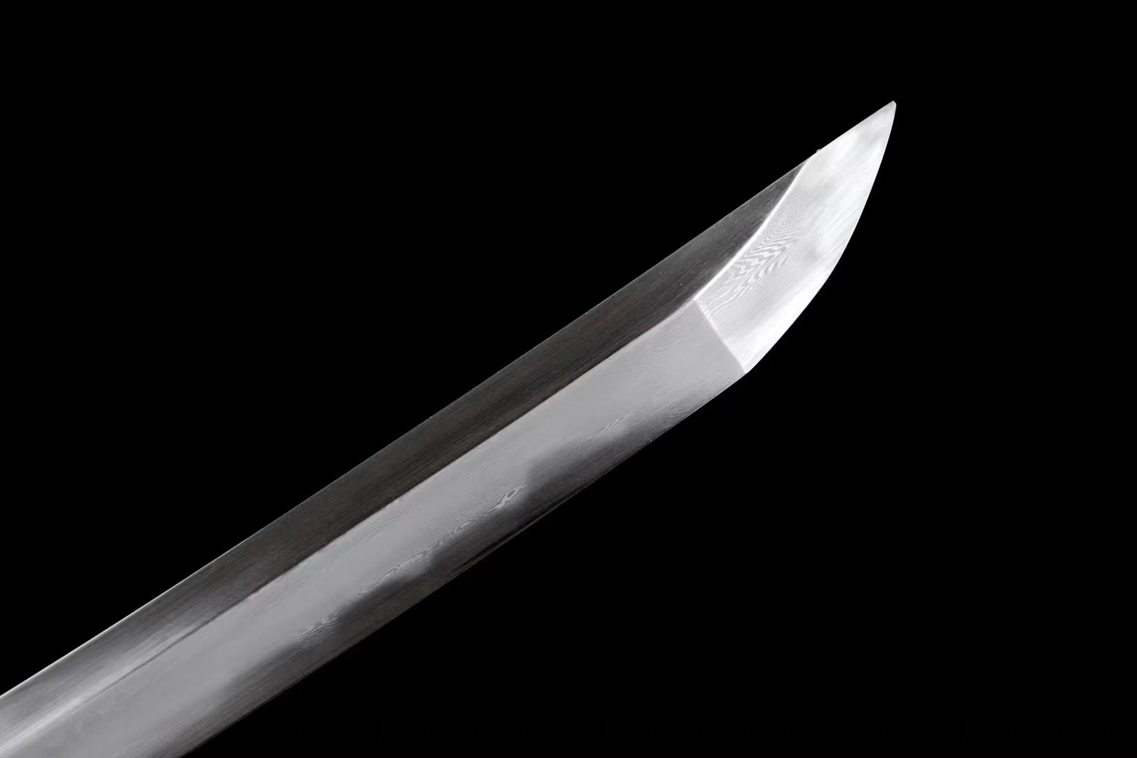 Tachi | Damascus Clay Tempered | Hand sharpened | Ray-skin Sheath | Ray-skin Handle | Copper Gilded Glided silver Accessories | High performance | Battle-ready | Full-tang - Spartan Blades Club - 陳氏劍莊1892