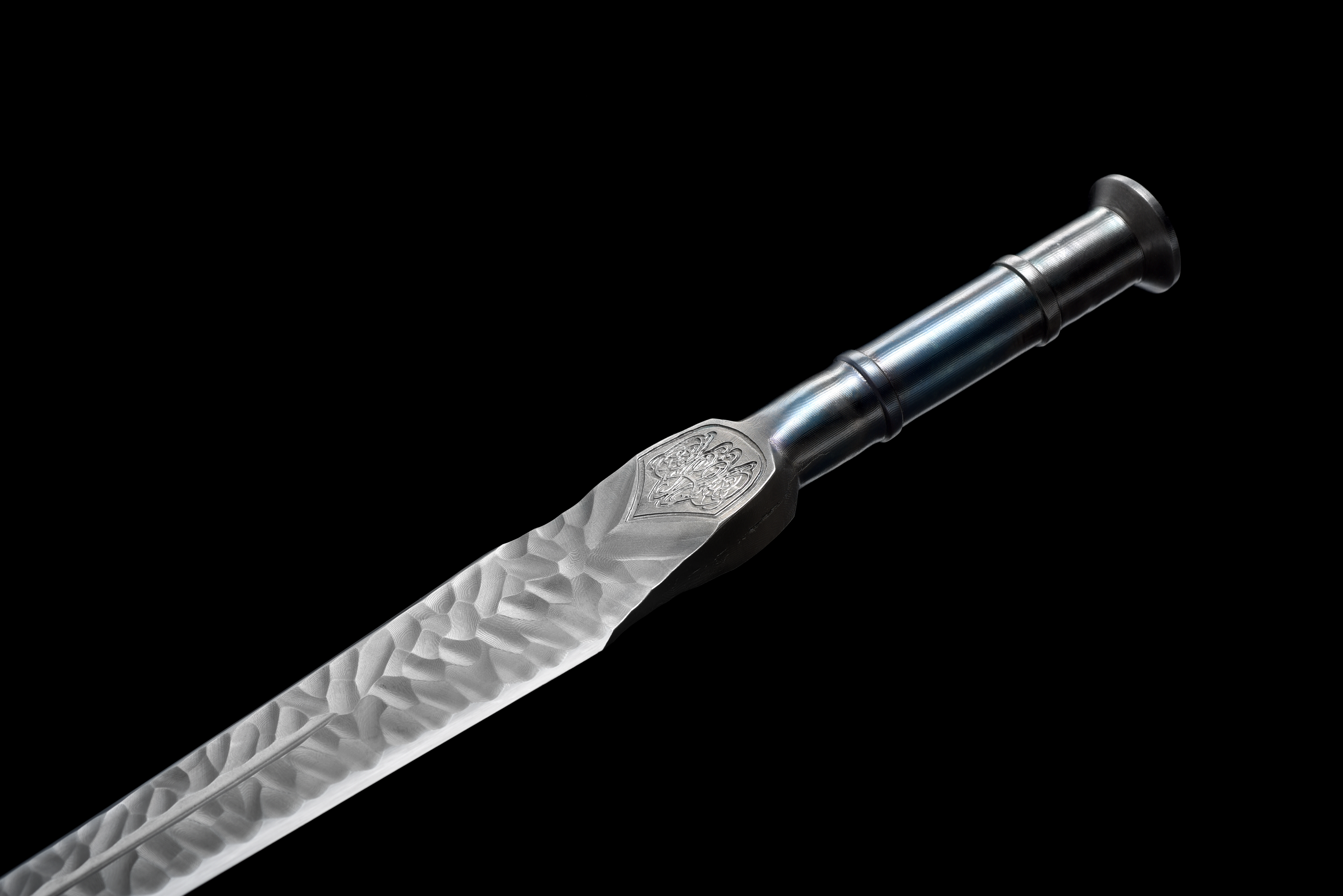 ROYAL BACKBONE | Damascus One-piece Sword | Ancient Forge Technique | Handcrafted - Spartan Blades Club - 陳氏劍莊1892