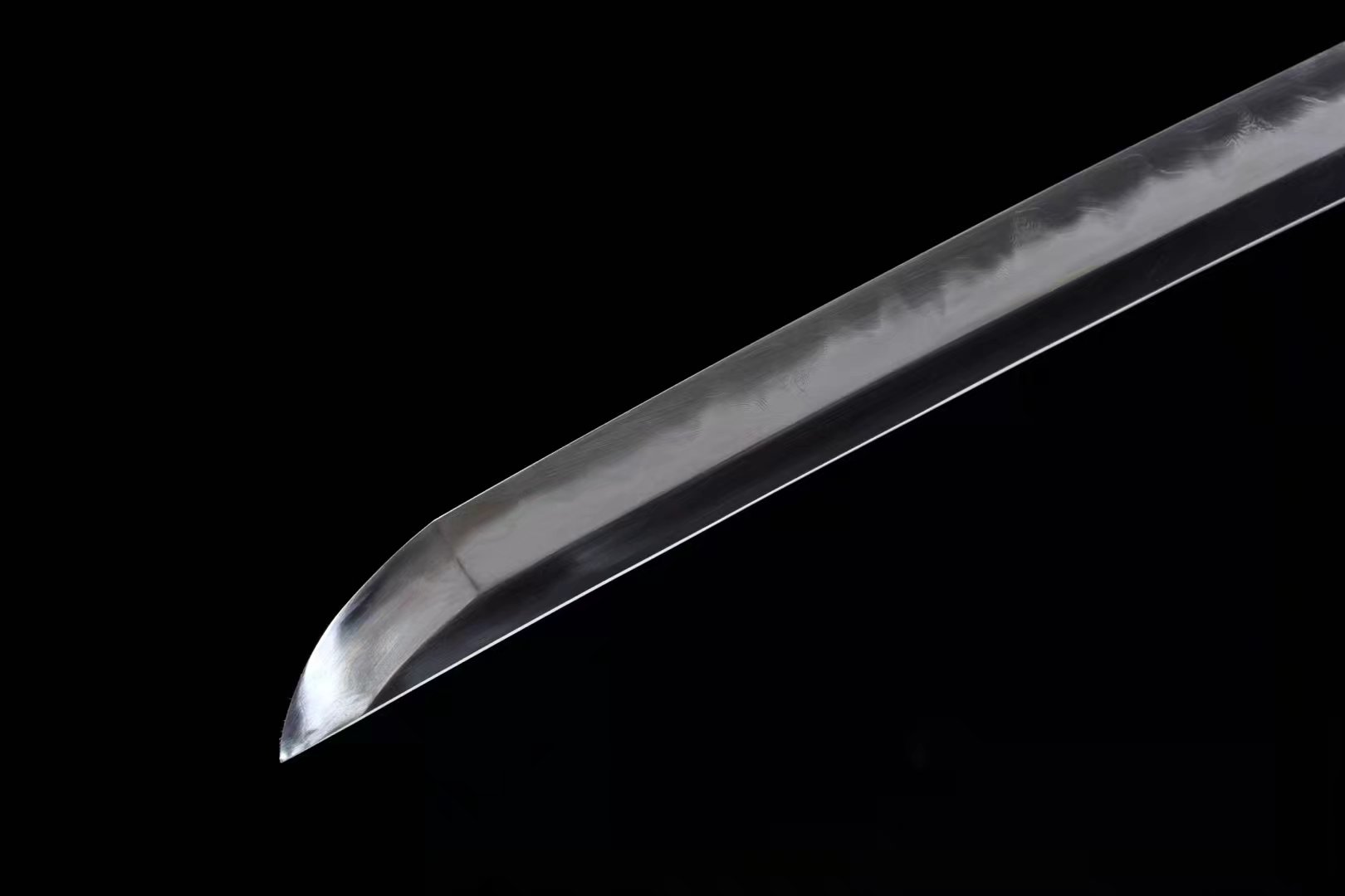 Tachi | Damascus Clay Tempered | Ray-skin Sheath | Ray-skin Handle | Copper Gilded Glided silver | High performance | Battle-ready | Razor sharp | Full-tang - Spartan Blades Club - 陳氏劍莊1892