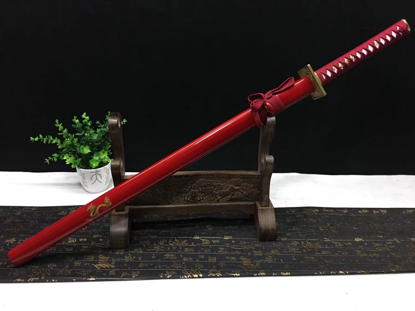 Katana | Copper Accessories | T10 Steel Clay tempered | Red Lacquer Sheath Dragon |  Real hamon | Hand forged | Razor sharp |  Full-tang - Spartan Blades Club - 陳氏劍莊1892