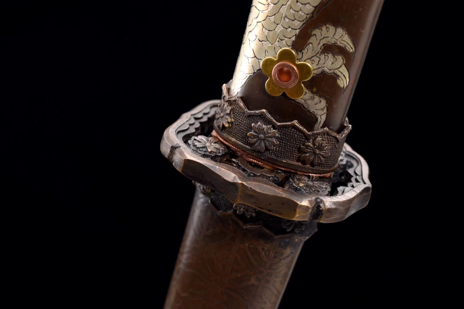 Tachi | Damascus Real hamon | Copper Gilded Glided silver Sheath Accessories Handle  | High performance | Battle-ready | Full-tang - Spartan Blades Club - 陳氏劍莊1892