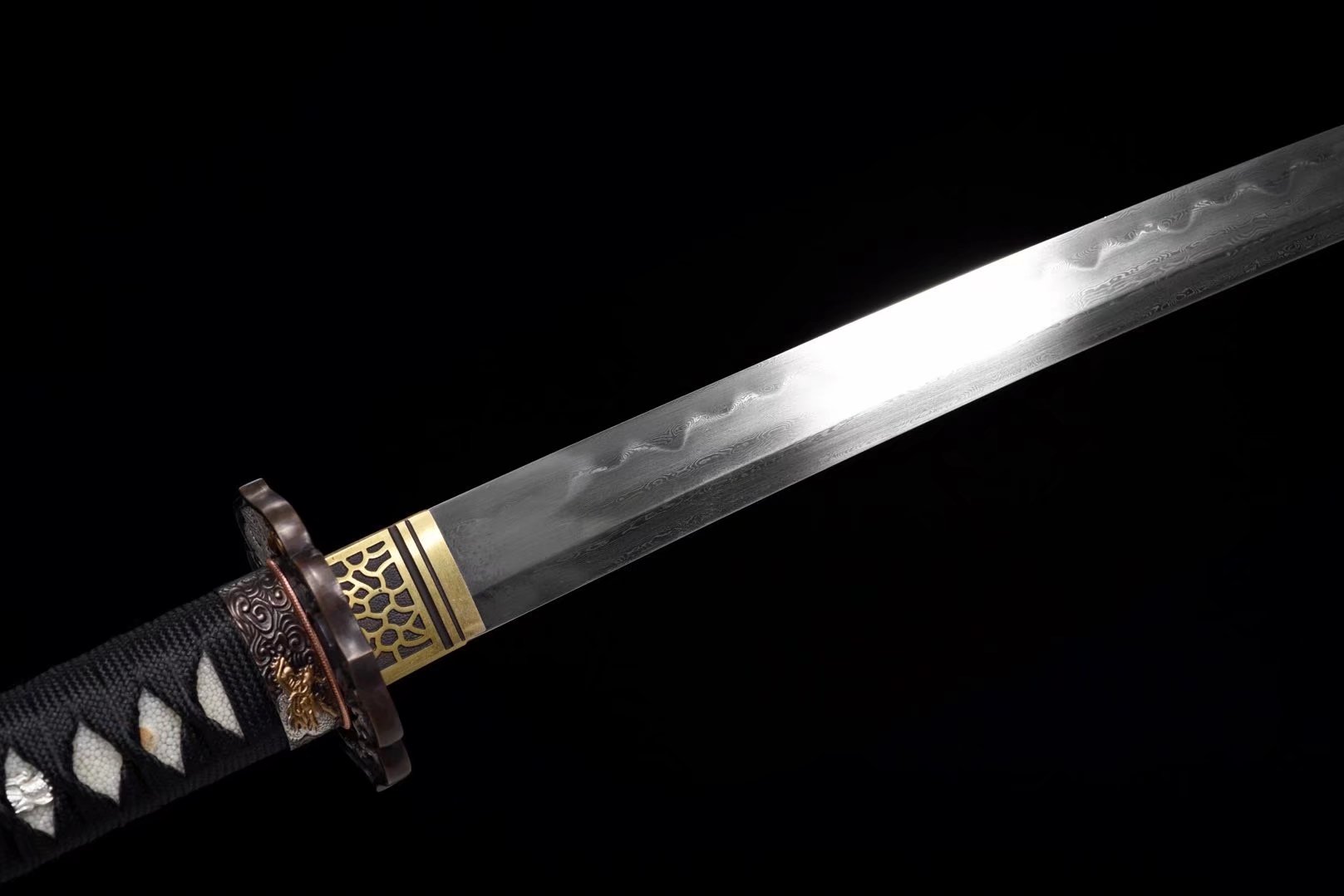 Katana | Hand forged | Damascus Clay tempered | Copper gilded glided silver | Lacquer sheath |  Real hamon |  Battle-ready | Full-tang - Spartan Blades Club - 陳氏劍莊1892