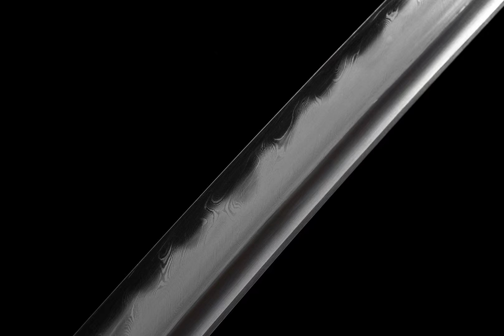 Tachi | Damascus Clay Tempered | Hand sharpened | Copper Gilded Glided silver Accessories | Ray-skin Sheath |  Ray-skin Handle | Real hamon | High performance | Razor sharp | Battle-ready | Full-tang - Spartan Blades Club - 陳氏劍莊1892