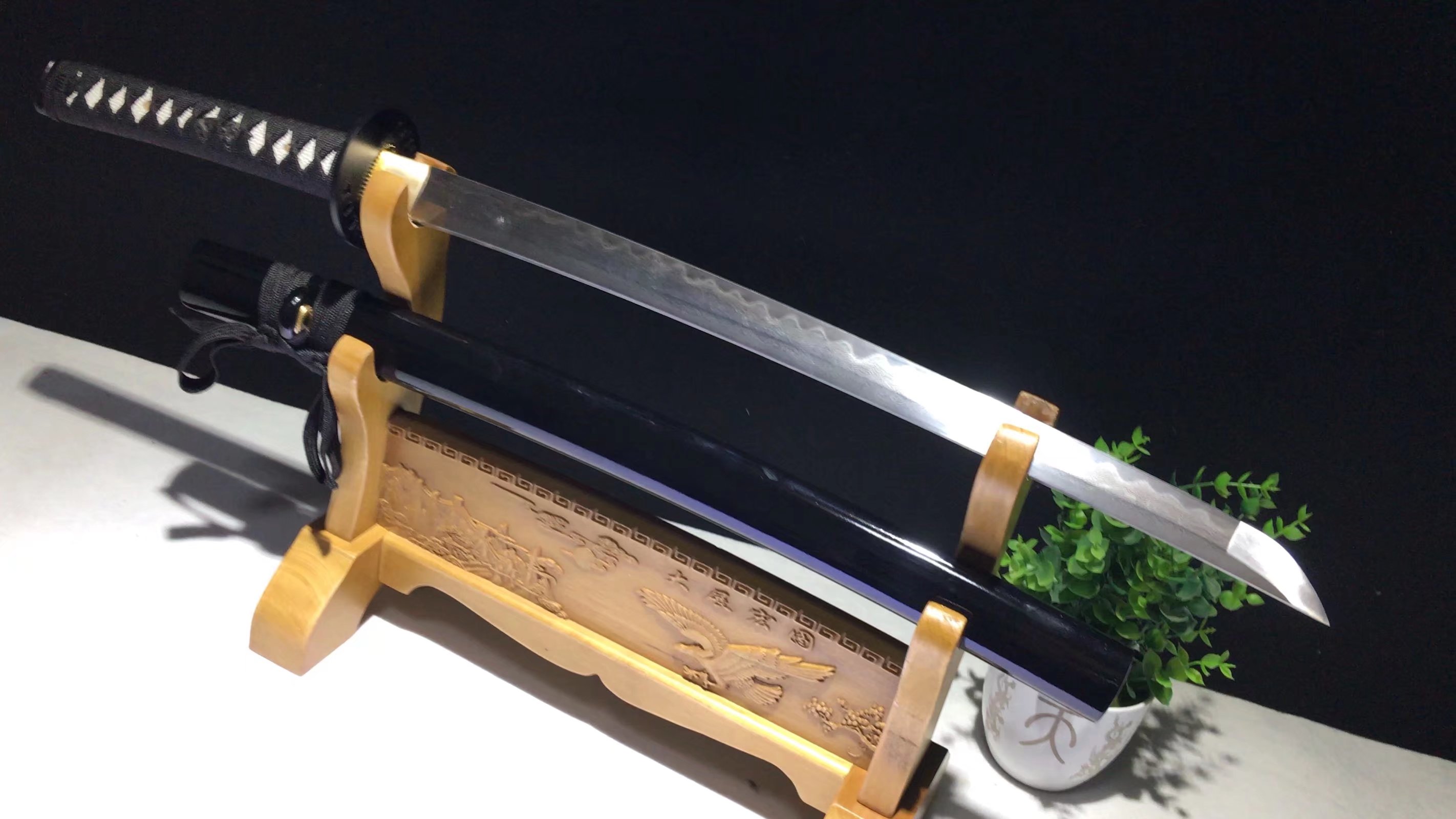 Katana |  Damascus Clay tempered | Zinc Alloy Accessories |  Real hamon | Lacquer Sheath | Battle-ready | Razor sharp | Full-tang | High performance - Spartan Blades Club - 陳氏劍莊1892