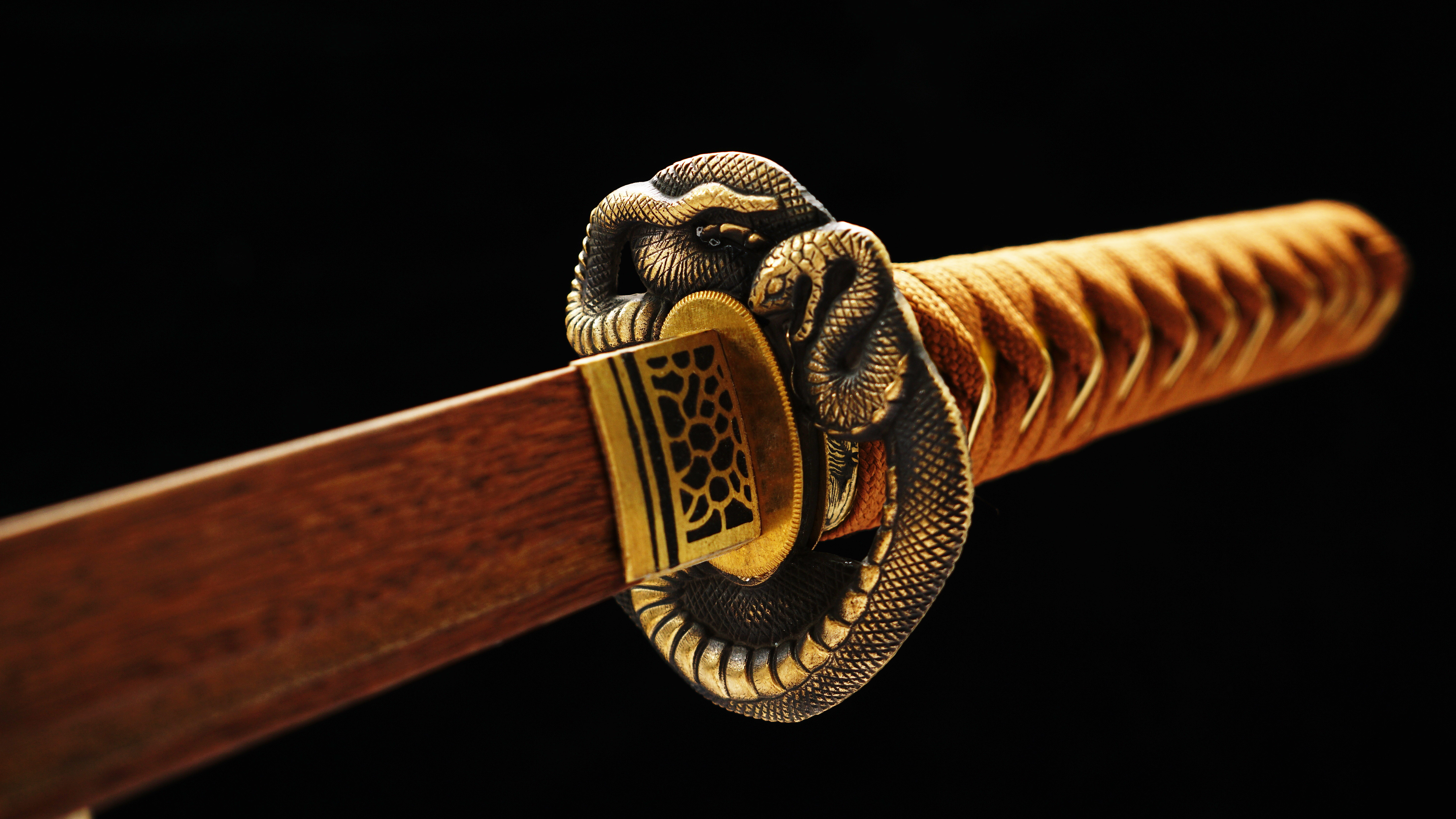 Serpent Shadow (蛇影)-Practice Katana Sword - Rosewood Blade - Brass Fittings - Authentic Design - Meticulous Craftsmanship - Realism Unmatched - SBC - Spartan Blades Club - 陳氏劍莊1892