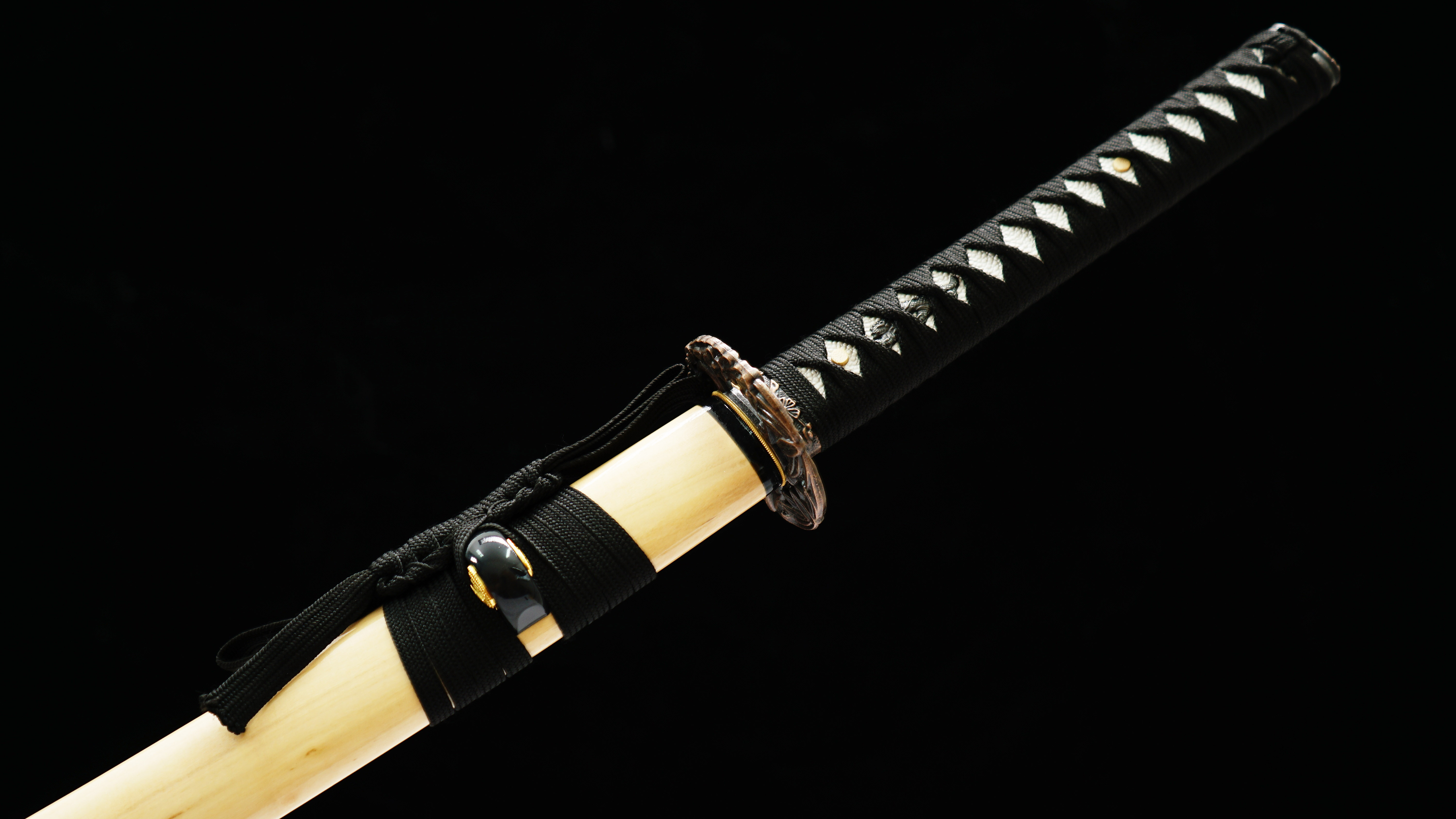 Yuzhu(玉烛)-Practice Katana Sword - Rosewood Blade - Metal Fittings - Authentic Design - Meticulous Craftsmanship - Realism Unmatched - SBC - Spartan Blades Club - 陳氏劍莊1892