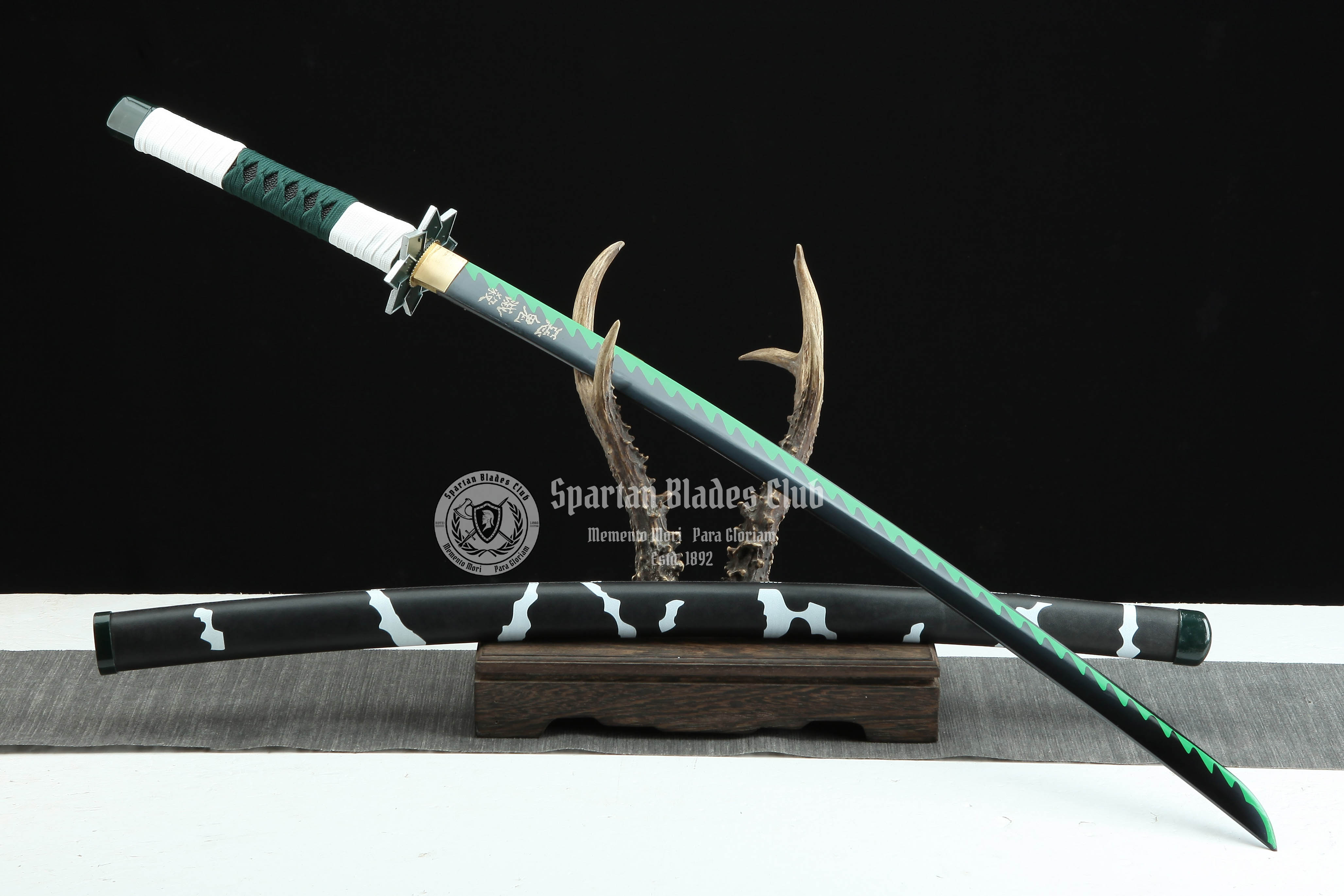 Shinazugawa Sanemi Sword - Demon Slayer - Handmade Real Sword - Sharp - 1045 Carbon steel - Full tang and Battle ready - Japanese Anime Cosplay - SBC - Spartan Blades Club - 陳氏劍莊1892