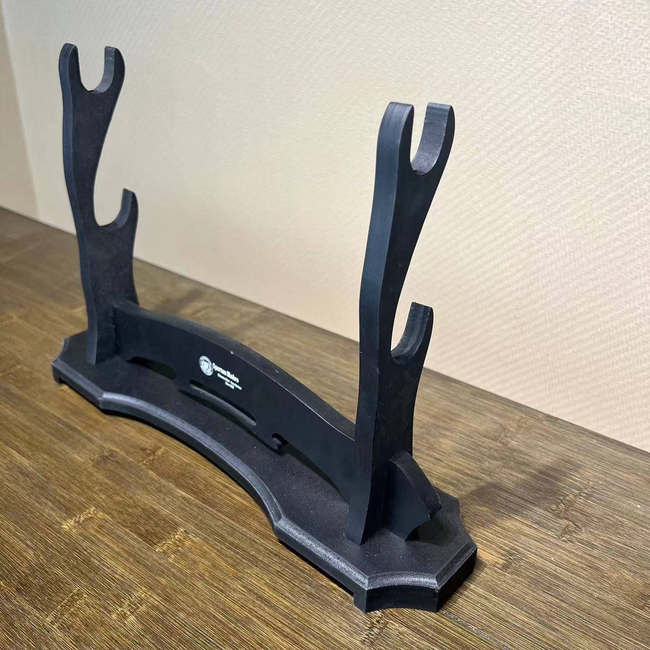 Sword Stand - Wooden - Elegent Design - Spartan Blades Club - 陳氏劍莊1892