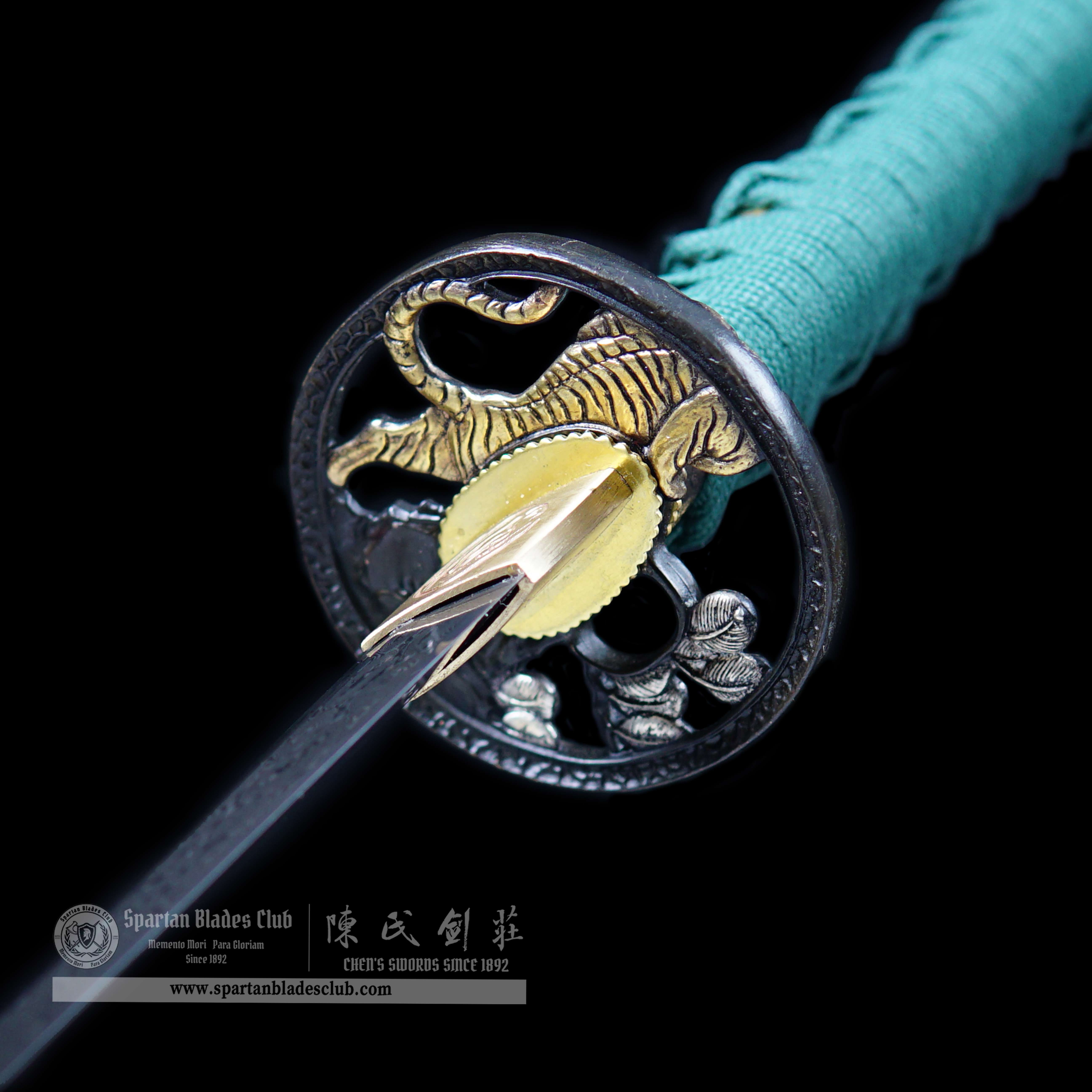 Katana - Tiger Gut Blade - Damascus Steel - Copper Fittings Plated Gold & Silver - Sharp - Battle-ready - Green - Spartan Blades Club - 陳氏劍莊1892