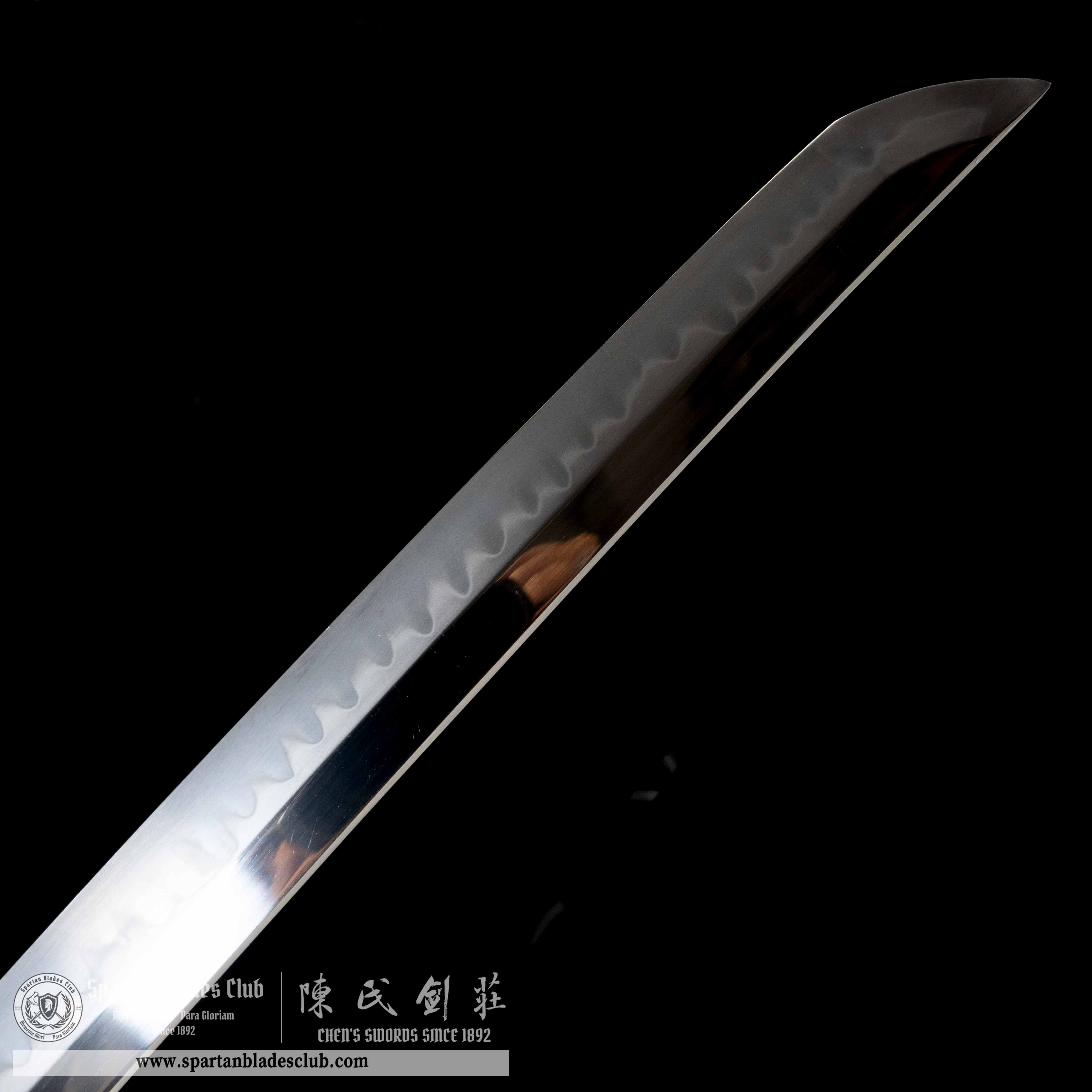 HY20|Fei Ju Samurai|Odachi|T10 steel|Clay-tempered|Real Hamon|flower|chrysanthemum|red & green|Battle-Ready|Full-tang|Spartan Blades Club|CHEN'S SWORDS 1892 - Spartan Blades Club - 陳氏劍莊1892