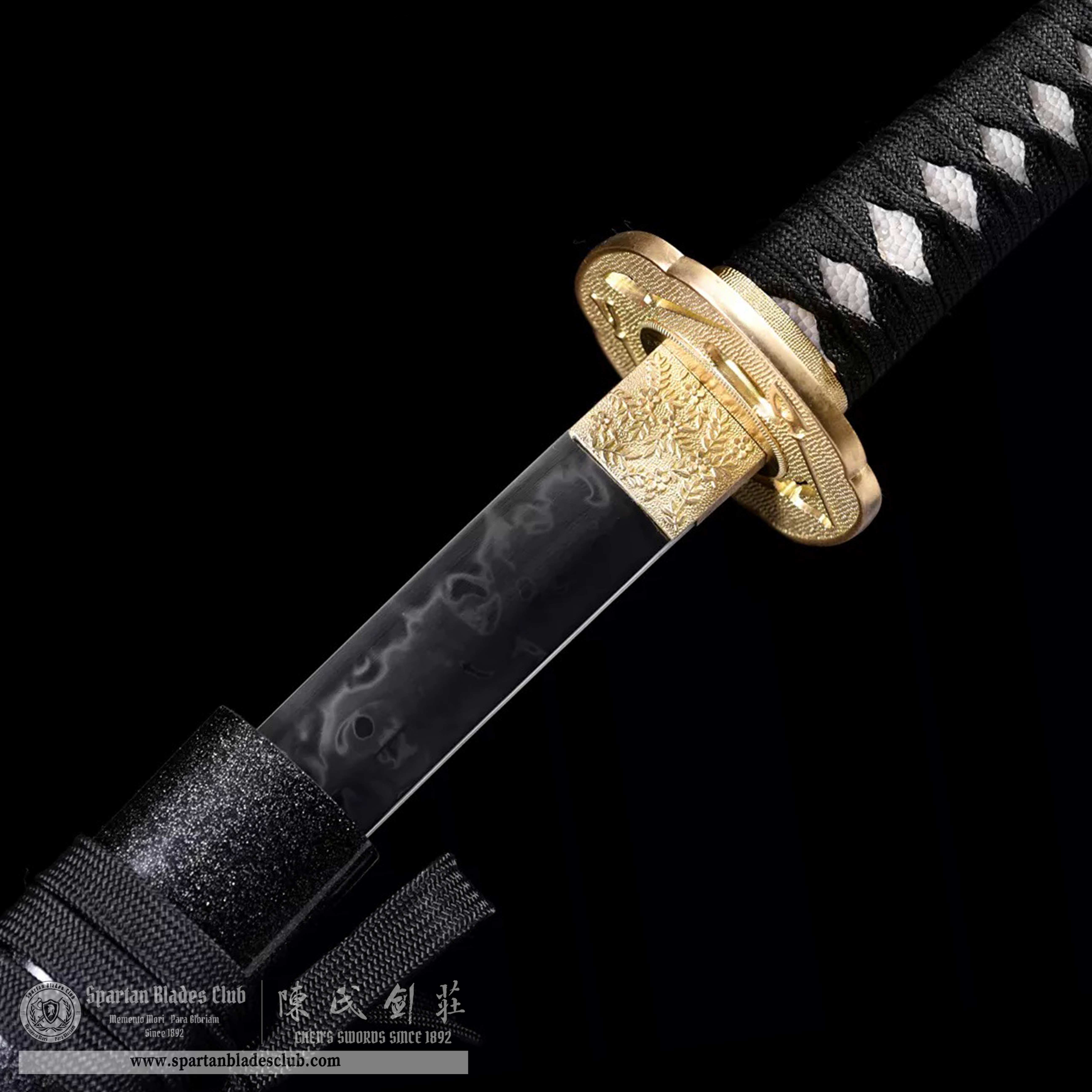 HW09 | Kuro Sōyaki Blade | Wakizashi | T10 Steel | Clay-tempered | Hitatsura Hamon | Black | Battle-Ready | Full-tang | Spartan Blades Club | CHEN'S SWORDS 1892 - Spartan Blades Club - 陳氏劍莊1892
