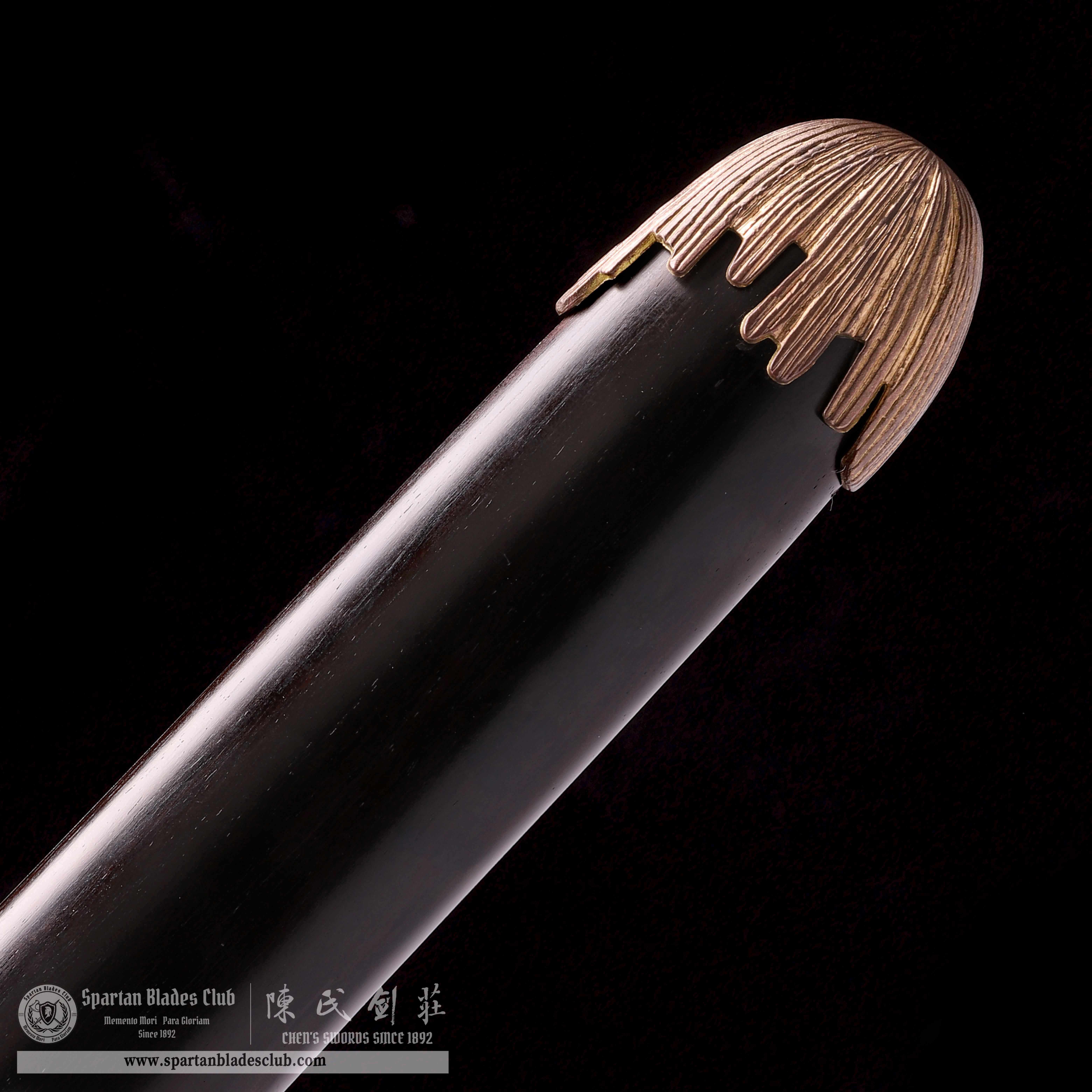 HY42| Sandalwood - Gold | Short Sword(DAO) | T10 Steel | Clay-tempered | Real Hamon | Black |Battle-Ready | Full-tang | Spartan Blades Club | CHEN'S SWORDS 1892 - Spartan Blades Club - 陳氏劍莊1892