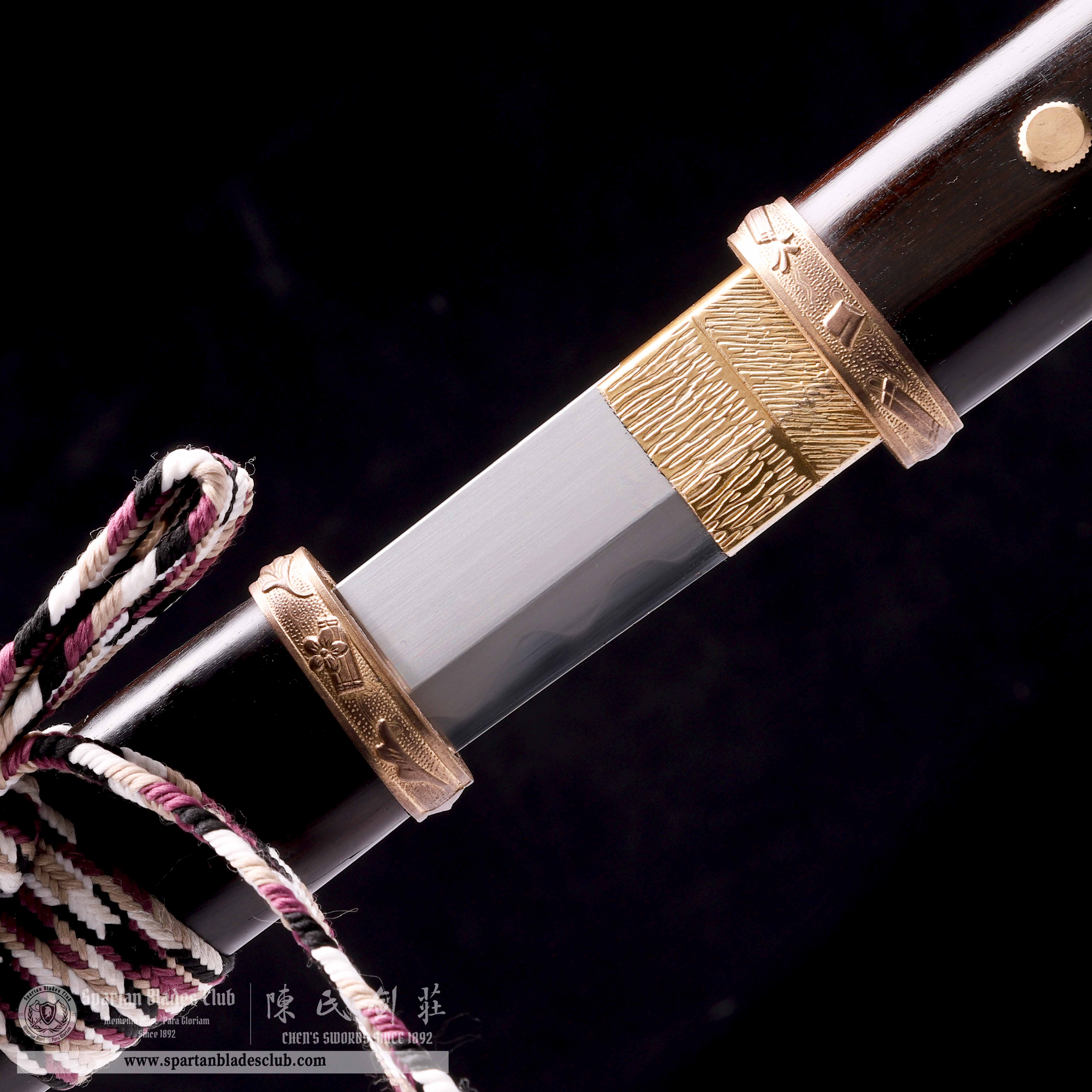 HY42| Sandalwood - Gold | Short Sword(DAO) | T10 Steel | Clay-tempered | Real Hamon | Black |Battle-Ready | Full-tang | Spartan Blades Club | CHEN'S SWORDS 1892 - Spartan Blades Club - 陳氏劍莊1892