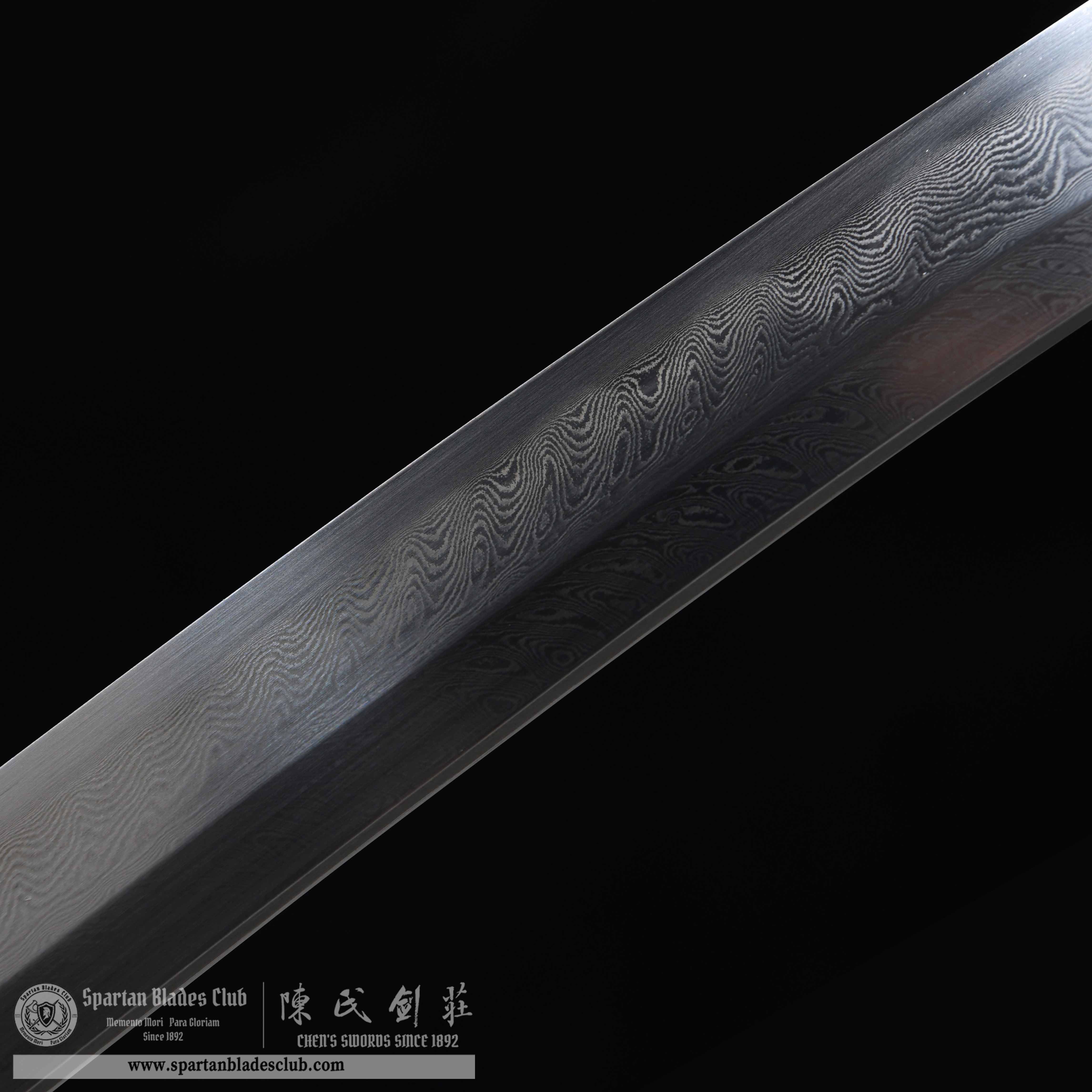 HY58 | Shukiku Samurai | Tachi | Damascus steel | clay-tempered | feather pattern | Red&Black | Flower | Battle-Ready | Full-tang | Spartan Blades Club | CHEN'S SWORDS 1892 - Spartan Blades Club - 陳氏劍莊1892