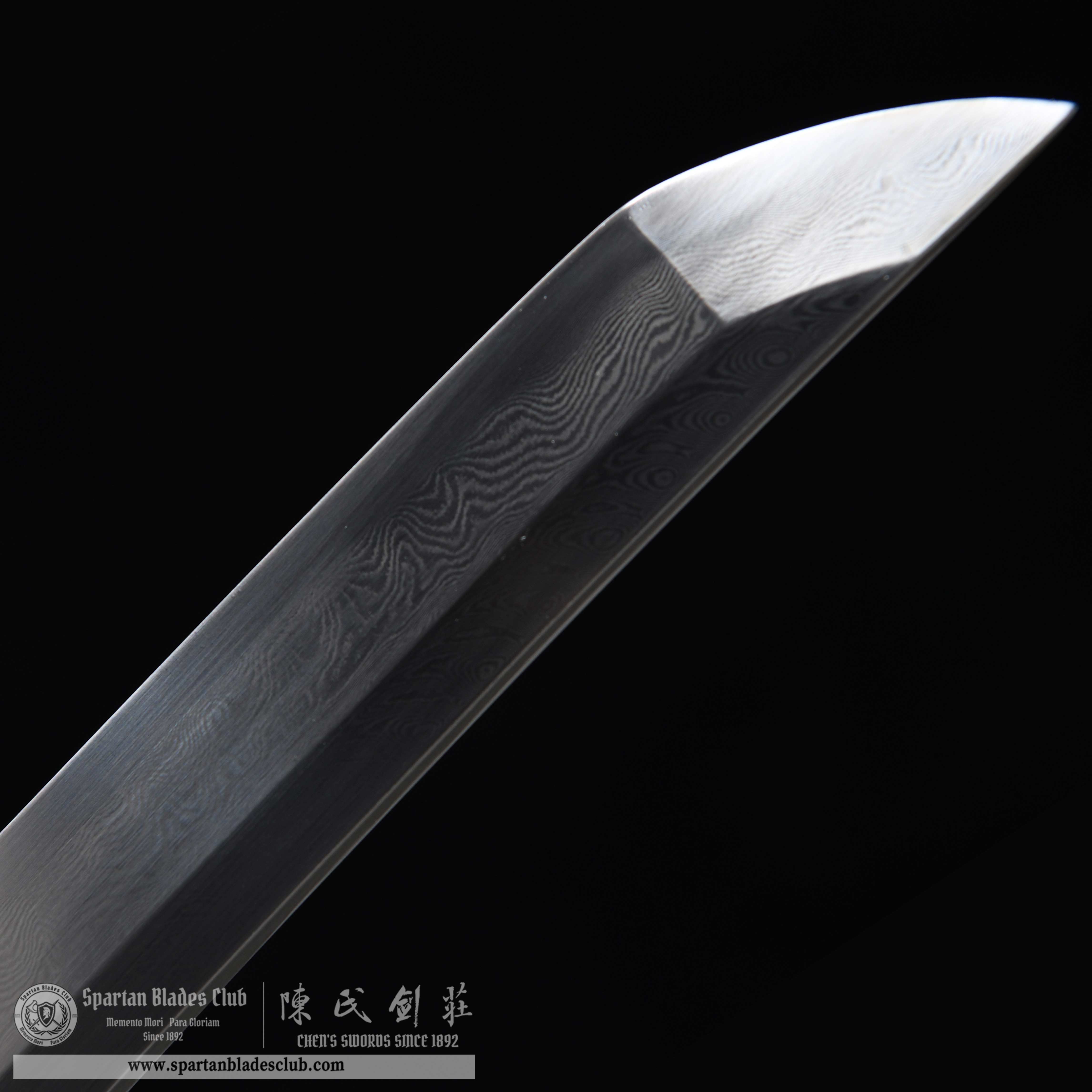 HY58 | Shukiku Samurai | Tachi | Damascus steel | clay-tempered | feather pattern | Red&Black | Flower | Battle-Ready | Full-tang | Spartan Blades Club | CHEN'S SWORDS 1892 - Spartan Blades Club - 陳氏劍莊1892