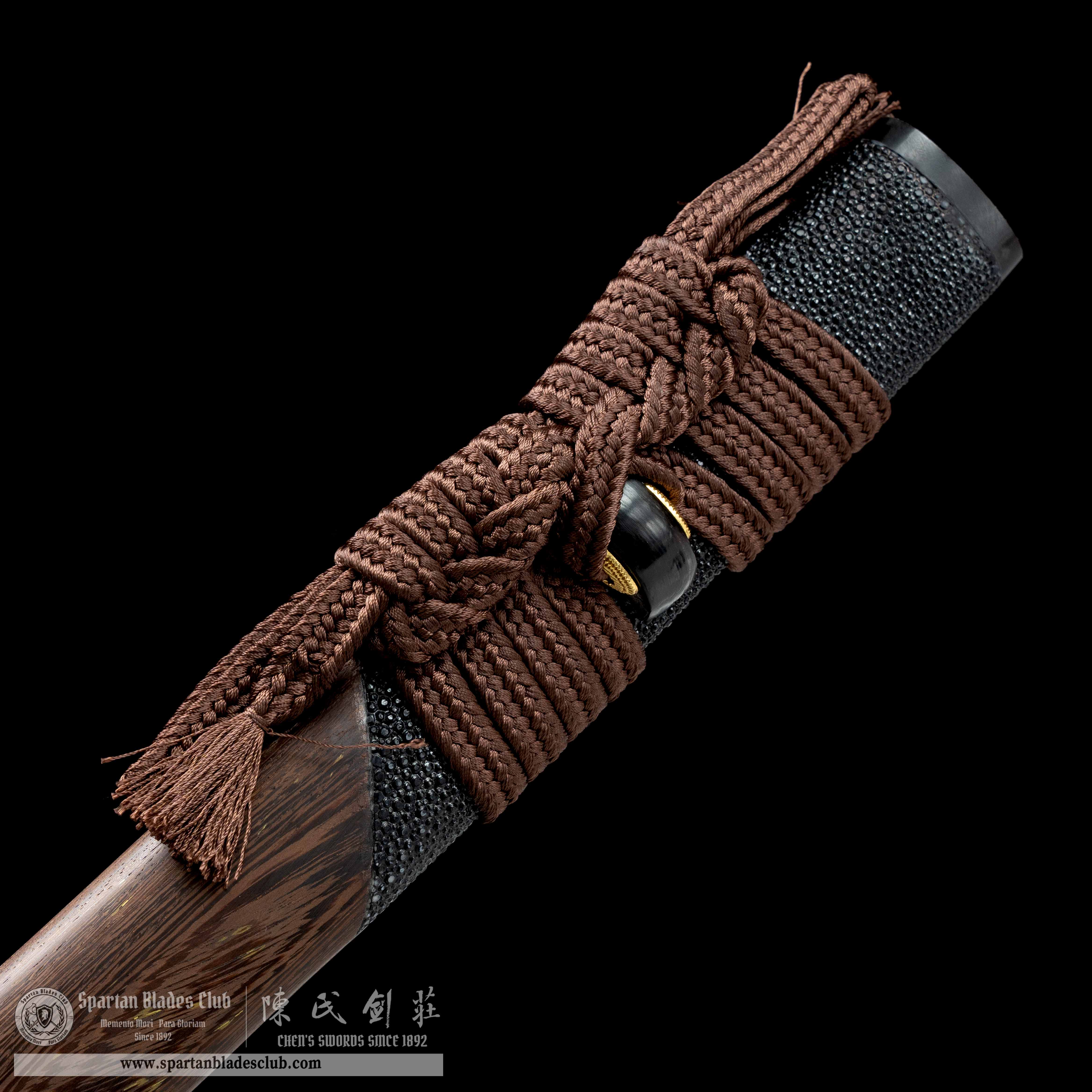 HY68 | Showdy Wolf | Katana | Damascus steel | clay-tempered | Hand-hammered Dragon-spine blade spine | brown | Rosewood &Ray-skin | Battle-Ready | Full-tang | Spartan Blades Club | CHEN'S SWORDS 1892 - Spartan Blades Club - 陳氏劍莊1892