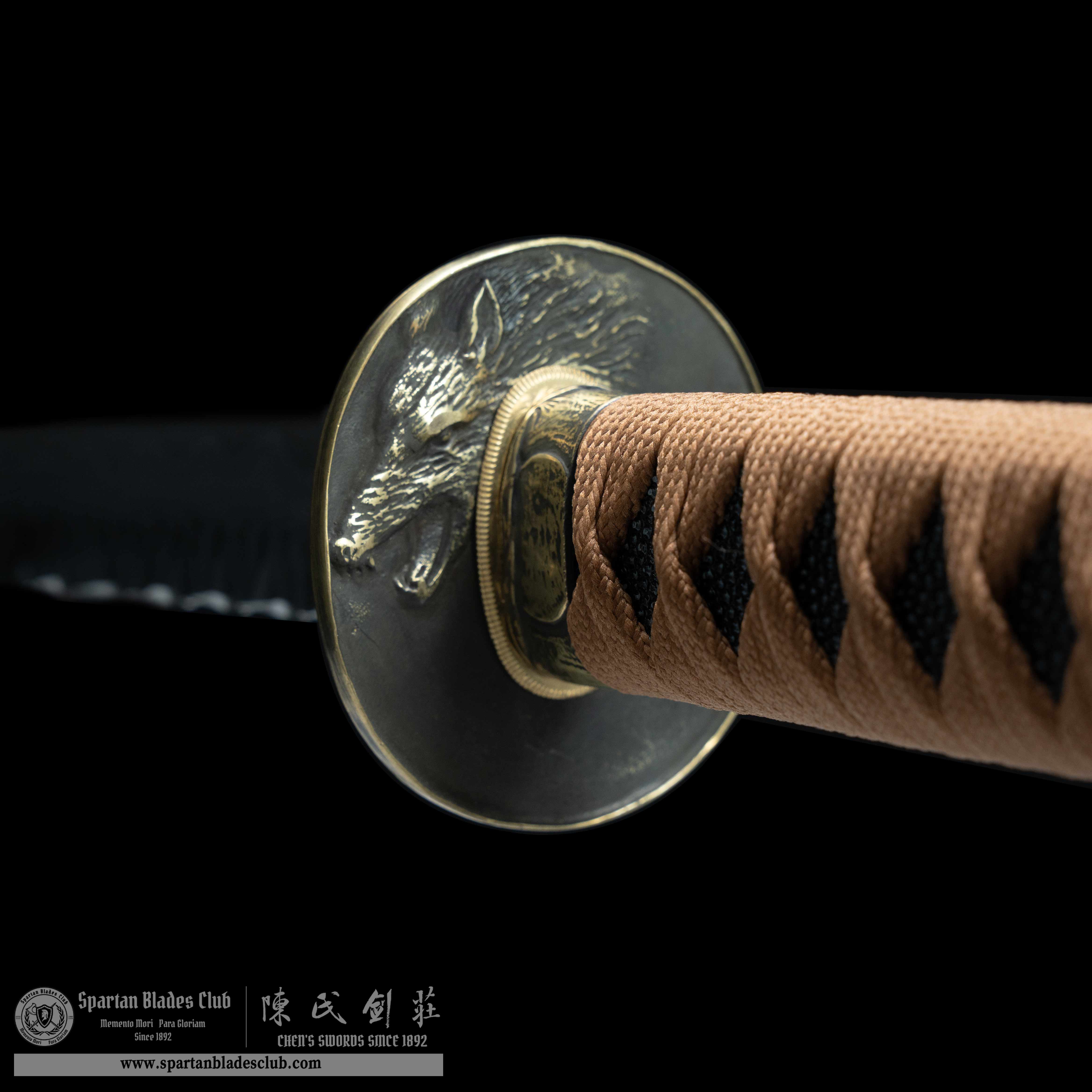 HY68 | Showdy Wolf | Katana | Damascus steel | clay-tempered | Hand-hammered Dragon-spine blade spine | brown | Rosewood &Ray-skin | Battle-Ready | Full-tang | Spartan Blades Club | CHEN'S SWORDS 1892 - Spartan Blades Club - 陳氏劍莊1892