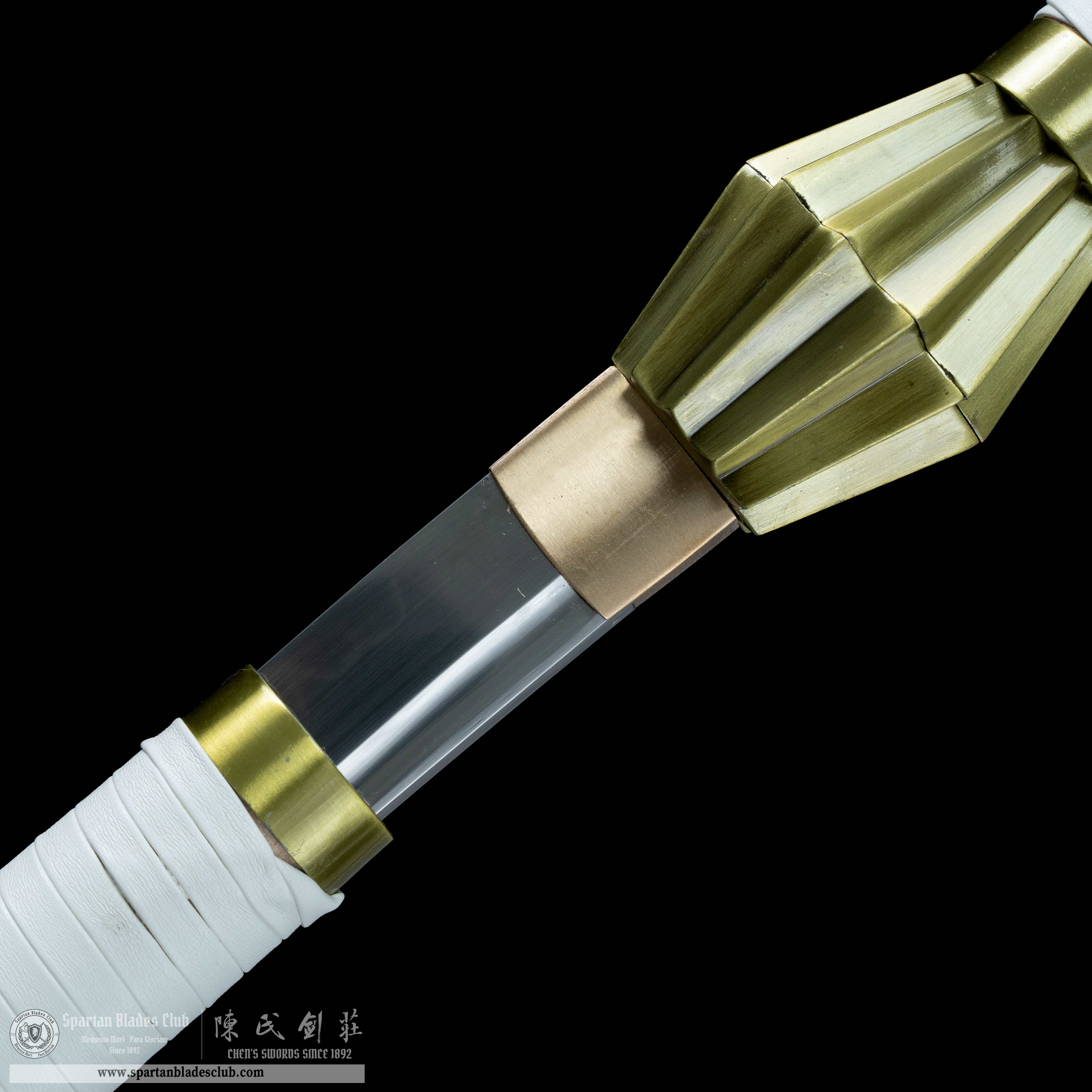 HY75 | Nozarashi, Kenpachi Zaraki's Zanpakuto | BLEACH | Anime Sword | T10 steel | Clay-tempered | Real Hamon | White | Battle-Ready | Full-tang | Spartan Blades Club | CHEN'S SWORDS 1892 - Spartan Blades Club - 陳氏劍莊1892