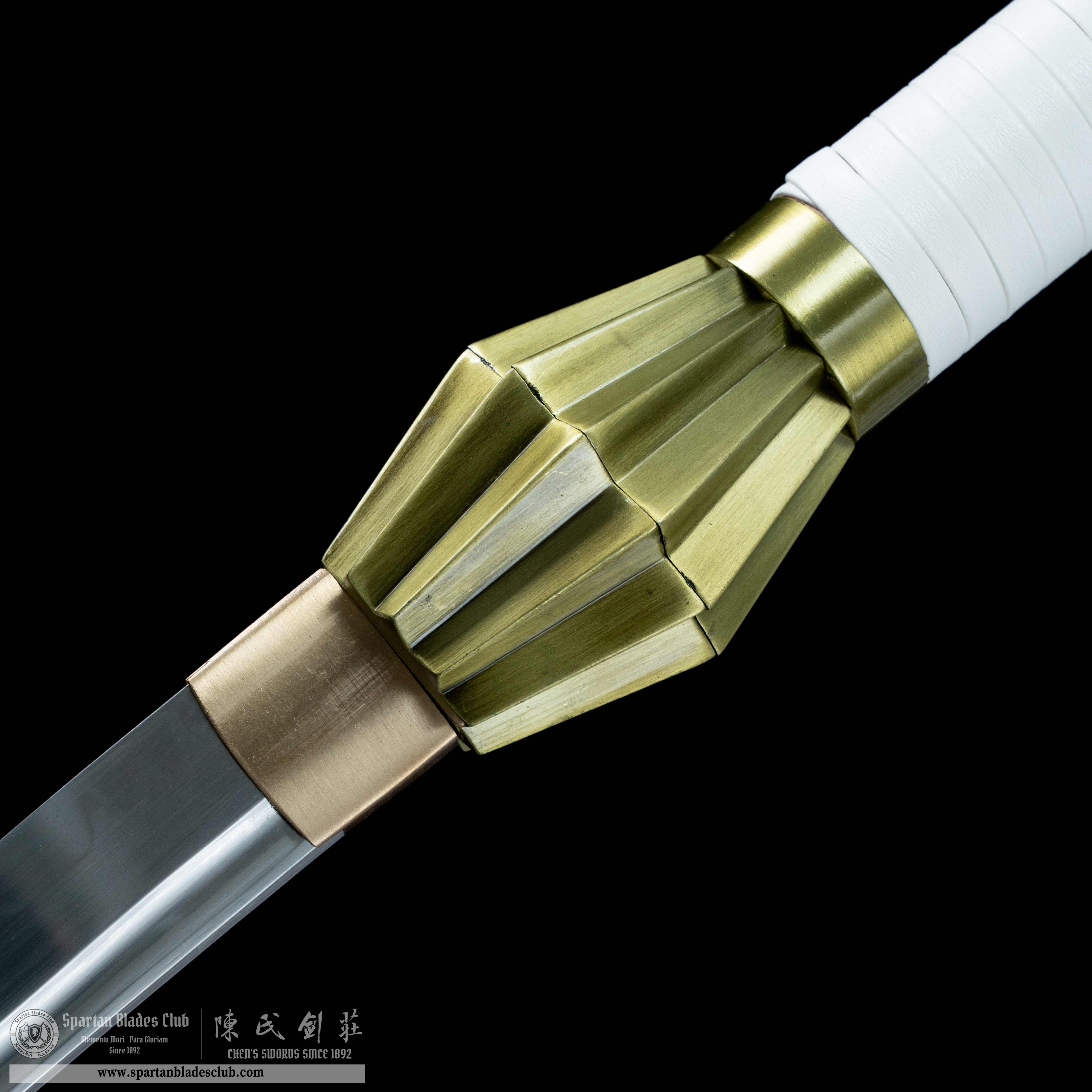 HY75 | Nozarashi, Kenpachi Zaraki's Zanpakuto | BLEACH | Anime Sword | T10 steel | Clay-tempered | Real Hamon | White | Battle-Ready | Full-tang | Spartan Blades Club | CHEN'S SWORDS 1892 - Spartan Blades Club - 陳氏劍莊1892