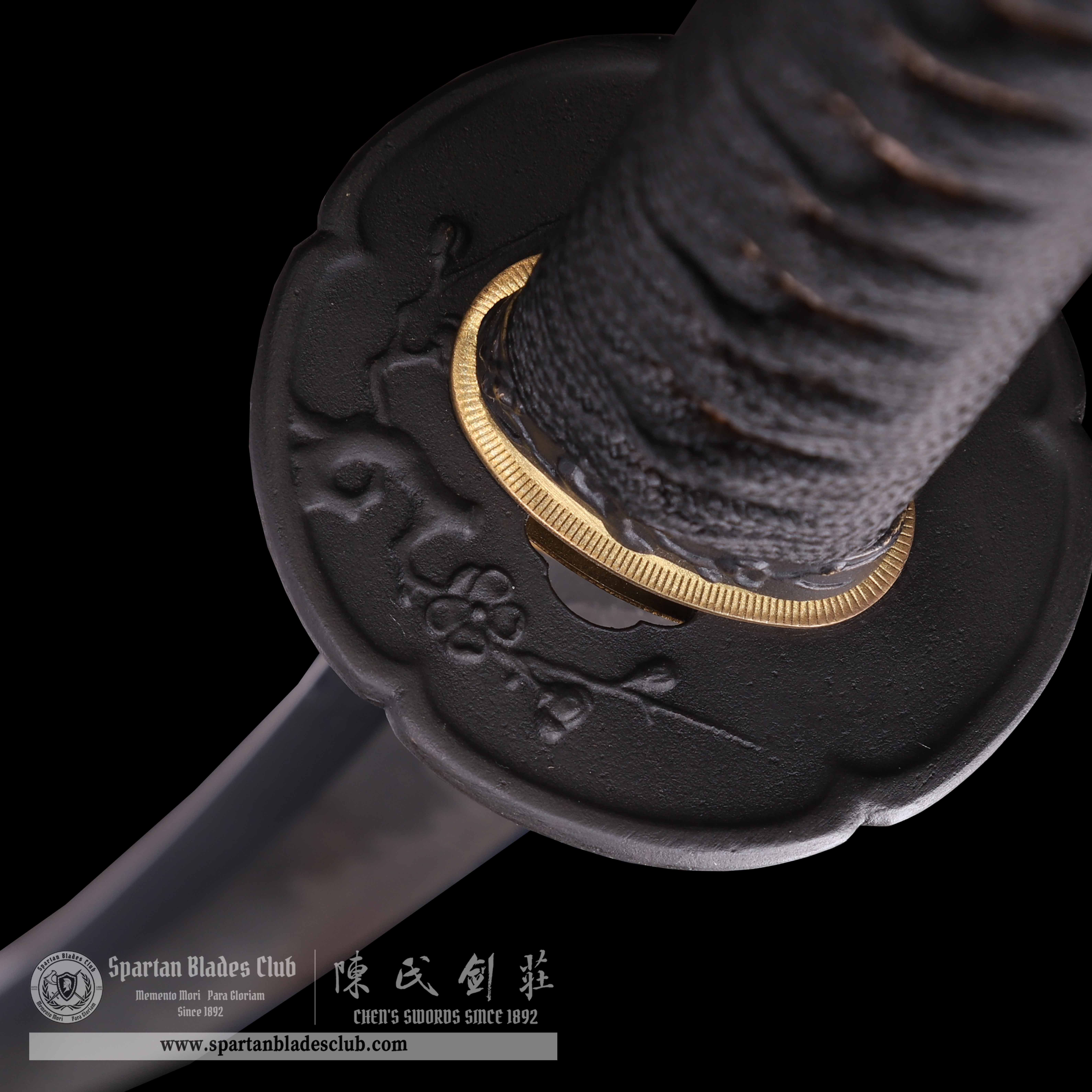 CA01 | DarkPlum Edge | Katana | SHOBU-ZUKURI 菖蒲造り| Master Self-refined steel Tamahagane-like steel | Clay-tempered | Hadori-polishing |Real Hamon | plum blossom | Black | Battle-Ready | Full-tang | Spartan Blades Club | CHEN'S SWORDS 1892 - Spartan Blades Club - 陳氏劍莊1892