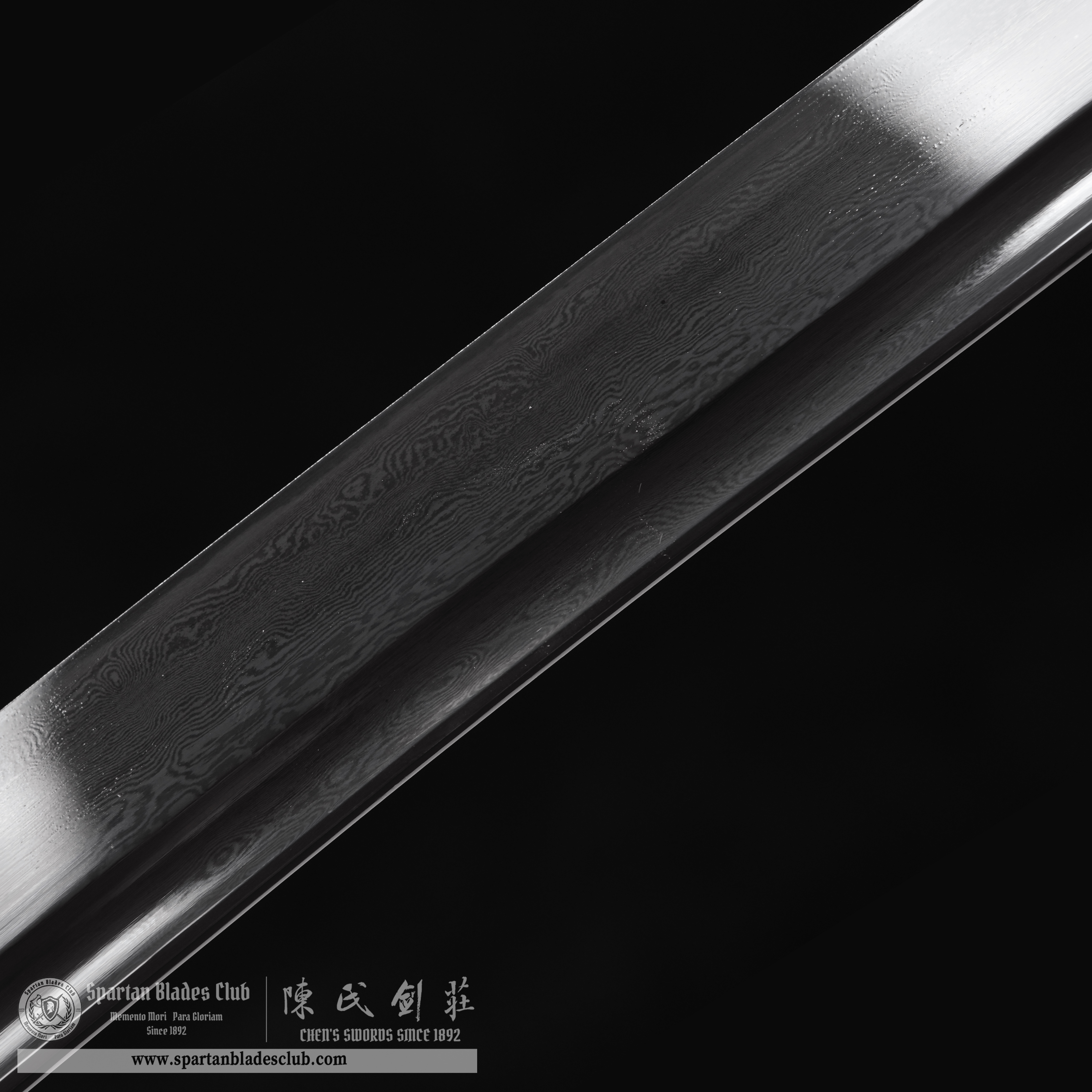 HY96 | LianZhan Samurai | Katana | Damascus steel | hand-forged | high-temperature quenched | traditional blackening process | lotus | Black | Battle-Ready | Full-tang | Spartan Blades Club | CHEN'S SWORDS 1892 - Spartan Blades Club - 陳氏劍莊1892