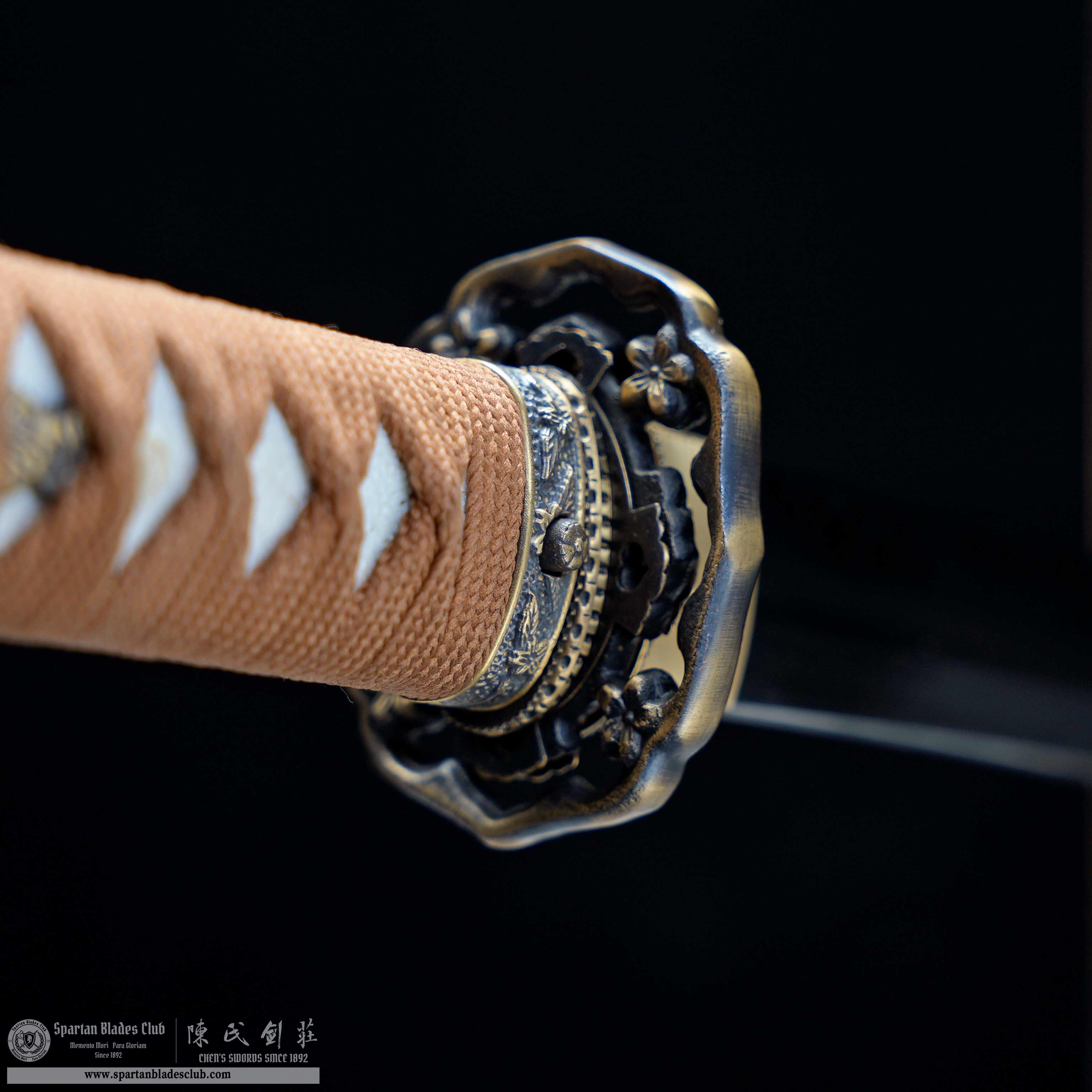 HY119 | Gunryoku Shin Gunto | Shin Gunto | T10 Steel | Clay-tempered | Real Hamon | Green | Battle-Ready | Full-tang | Spartan Blades Club | CHEN'S SWORDS 1892 - Spartan Blades Club - 陳氏劍莊1892