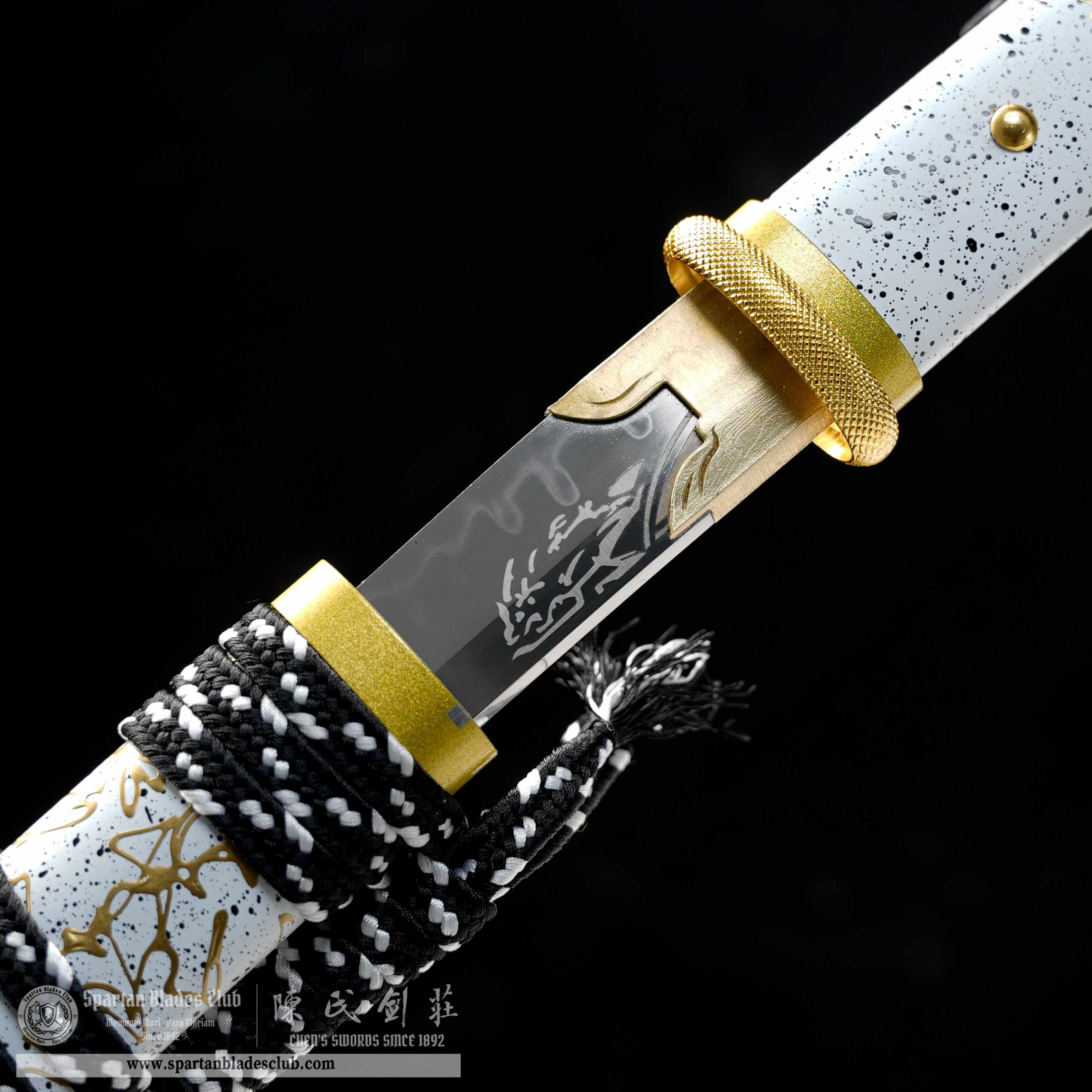 HY129 | Atsu | An'ya Ryuukin | Hatsuyo Ryuukin | Katana | Ghost of Yōtei | T10 Steel | Clay-tempered | with Real Hamon | Black&Golden&White | Battle-Ready | Full-tang | Spartan Blades Club | CHEN'S SWORDS 1892 - Spartan Blades Club - 陳氏劍莊1892