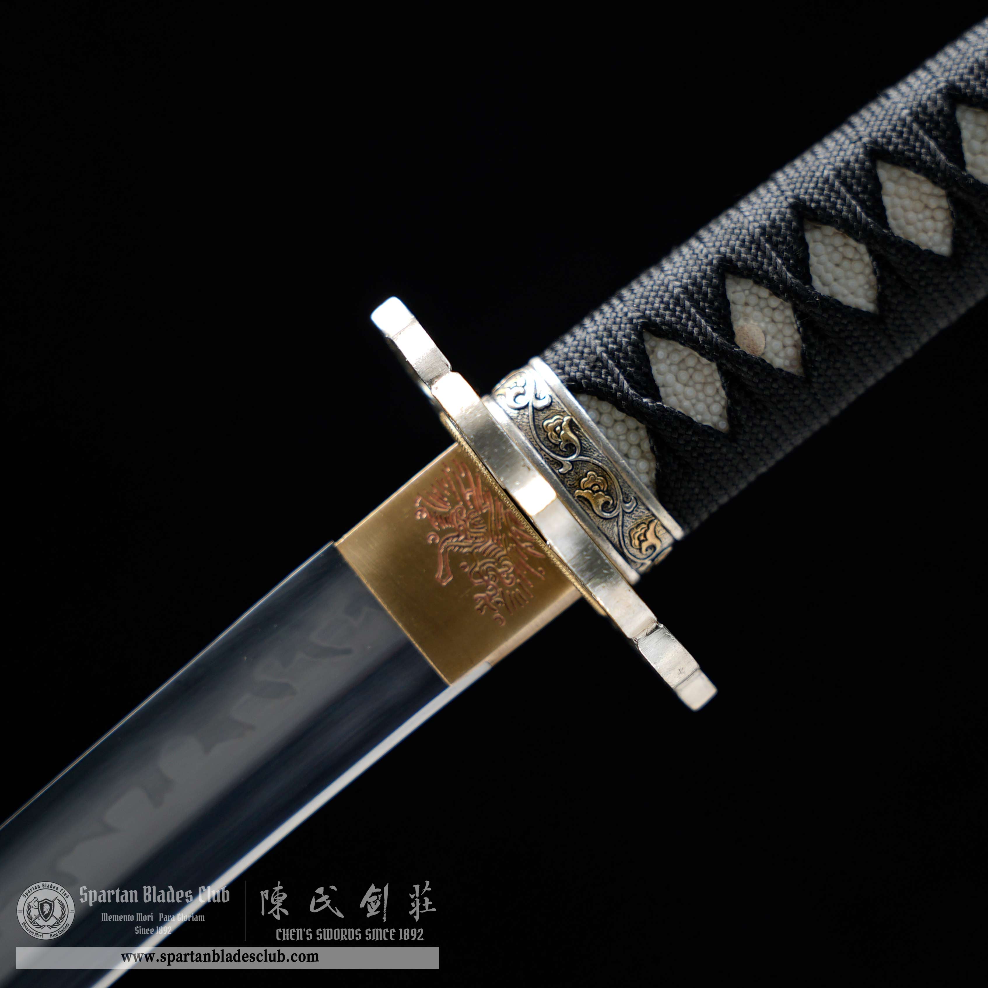HY127 | Suixing Samurai | Wakizashi | T10 Steel | Clay-tempered | Real Hamon | Black | Shell | Battle-Ready | Full-tang | Spartan Blades Club | CHEN'S SWORDS 1892 - Spartan Blades Club - 陳氏劍莊1892