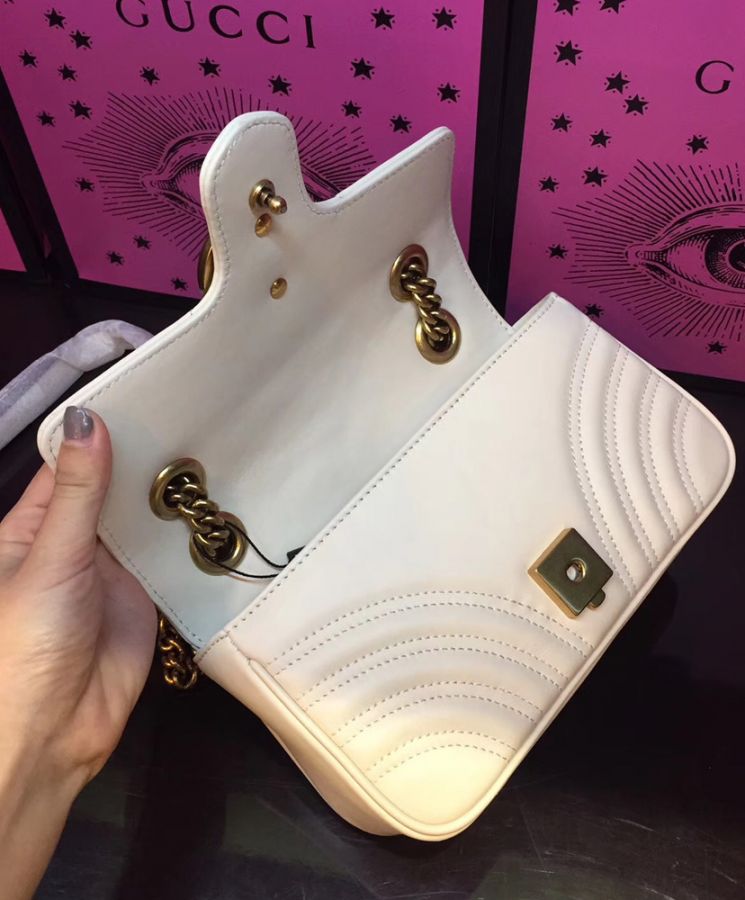 Gucci GG Marmont matelasse mini bag 446744