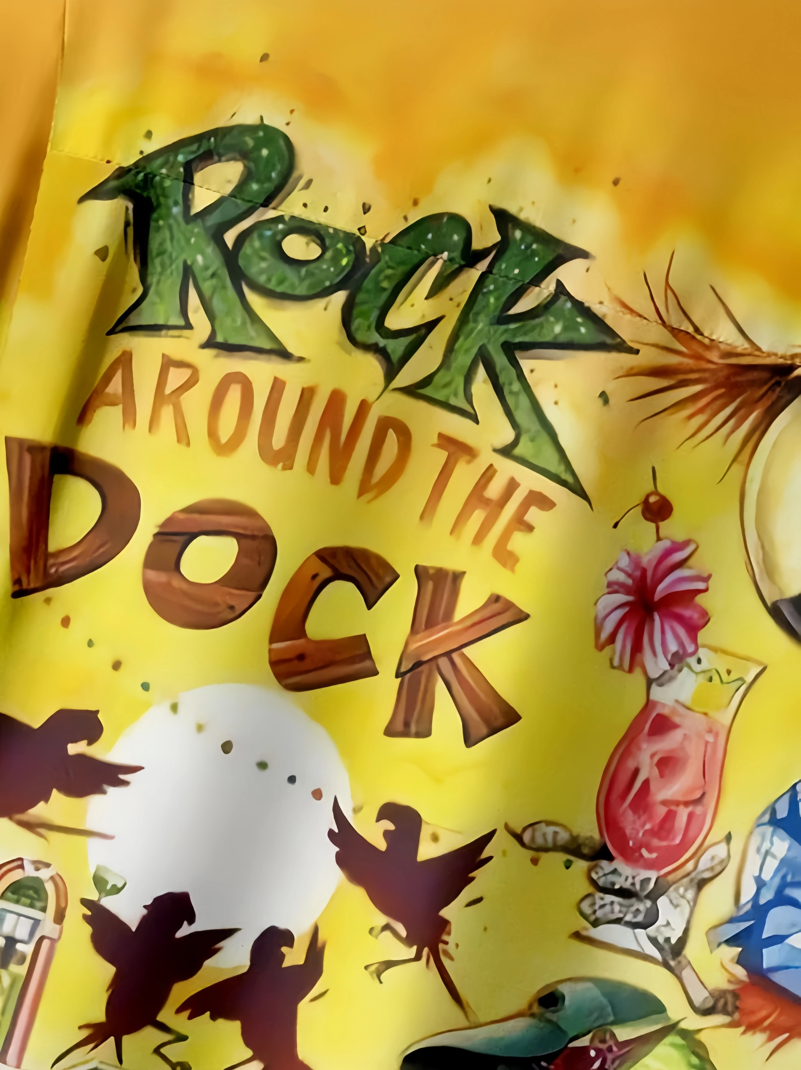 Aloha Parrots Chest Pocket Short Sleeve Hawaiian Shirt