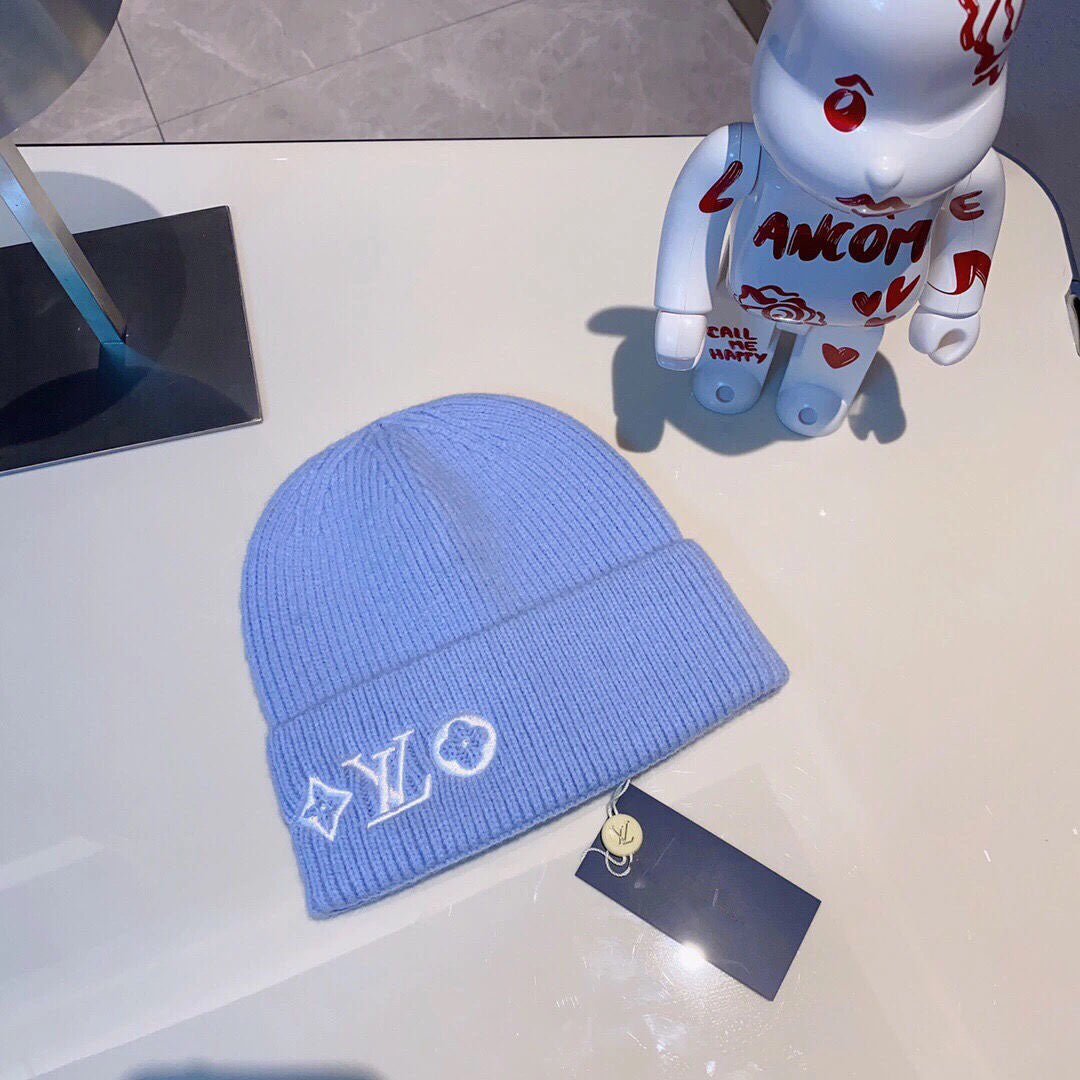 Three-dimensional letter embroidery knitted hat women's autumn and winter fashion wool cap cold hat male couple wool