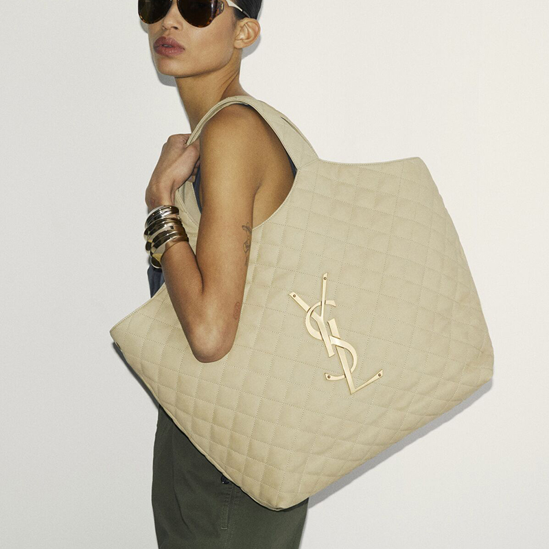 ICARE MAXI SHOPPING BAG IN QUILTED NUBUCK SUEDE 852970