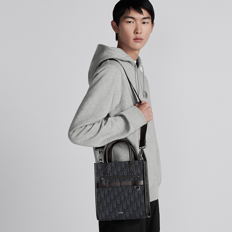 Safari North-South Tote Bag H03E