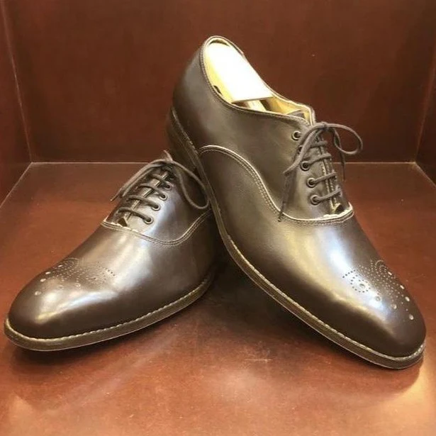 Edo Brown Oxford with toe perforation
